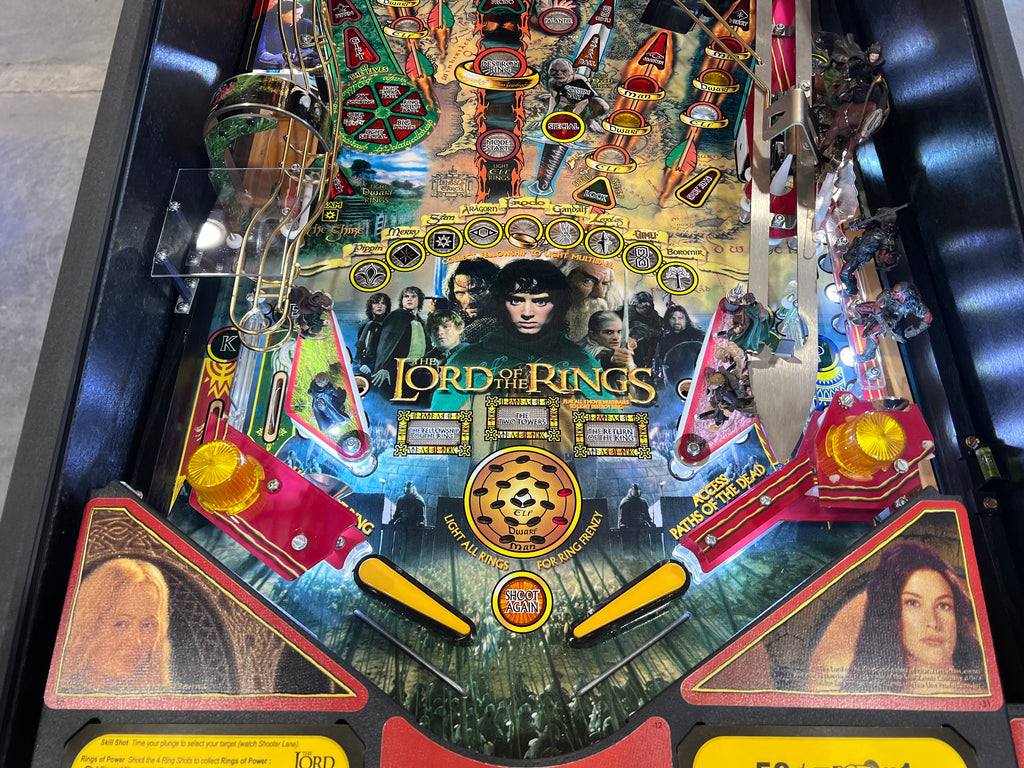 LORD OF THE RINGS - 2003 Stern Pinball Machine - VERY NICE GAME - SO SO SO NICE! HUO - Just in from it's original owner - Just Shopped - LEDS - WORKS 100%