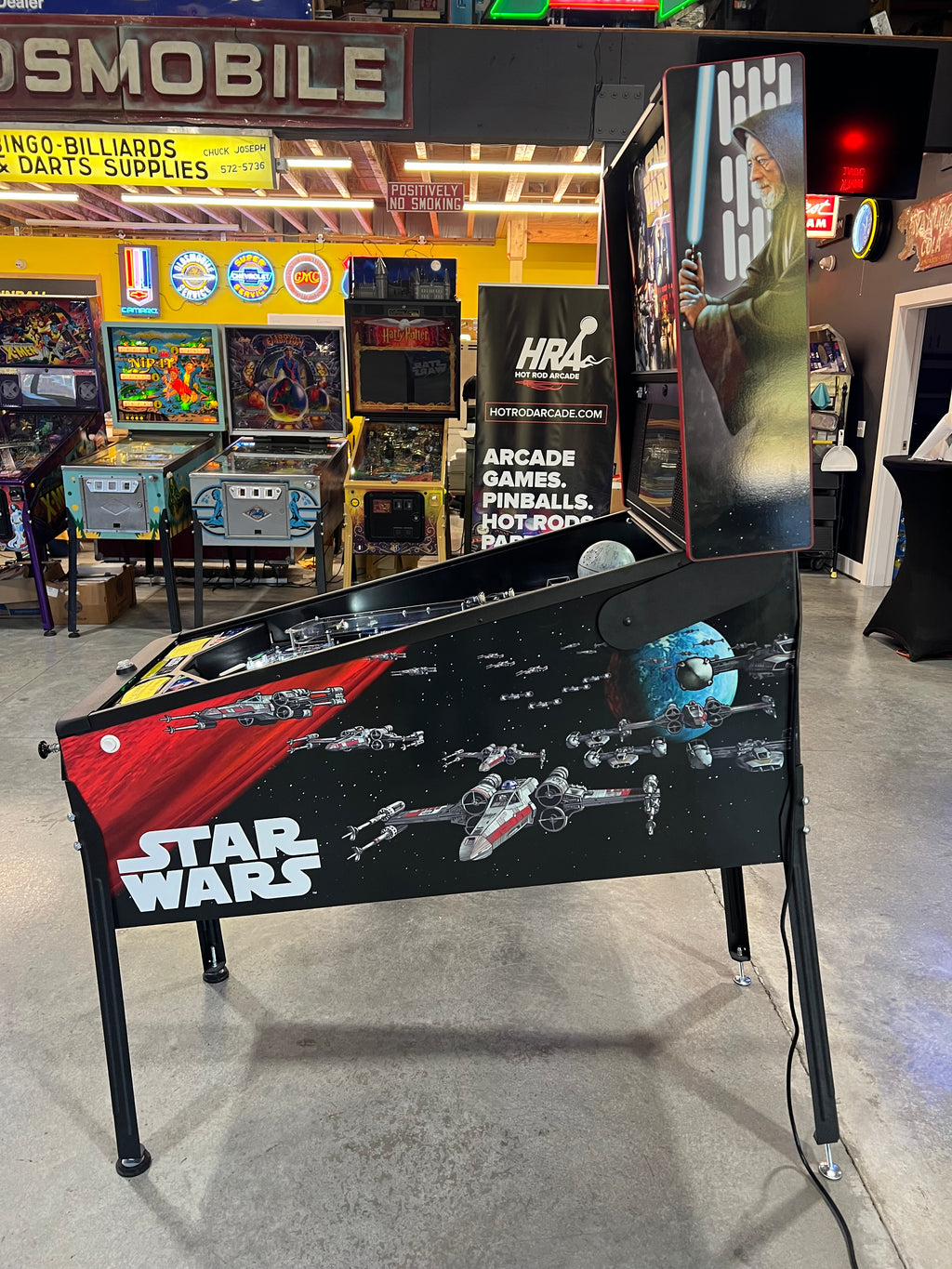 STAR WARS PRO - 2017 Stern Pinball Machine - WORKS 100% - Like Brand New - Less than 300 Plays!!!