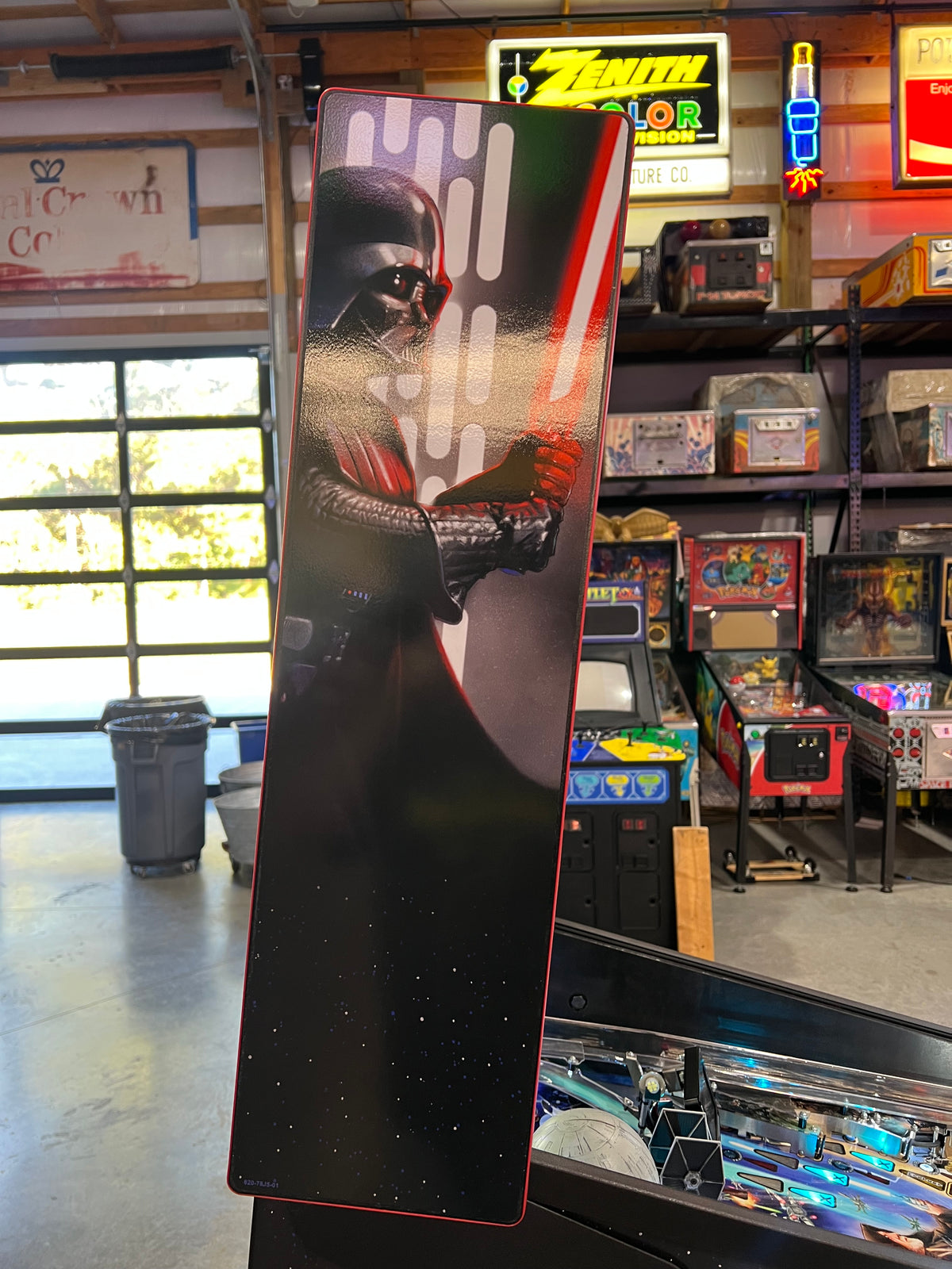 STAR WARS PRO - 2017 Stern Pinball Machine - WORKS 100% - Like Brand New - Less than 300 Plays!!!