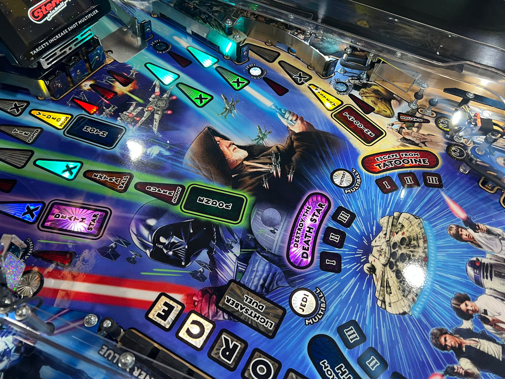STAR WARS PRO - 2017 Stern Pinball Machine - WORKS 100% - Like Brand New - Less than 300 Plays!!!