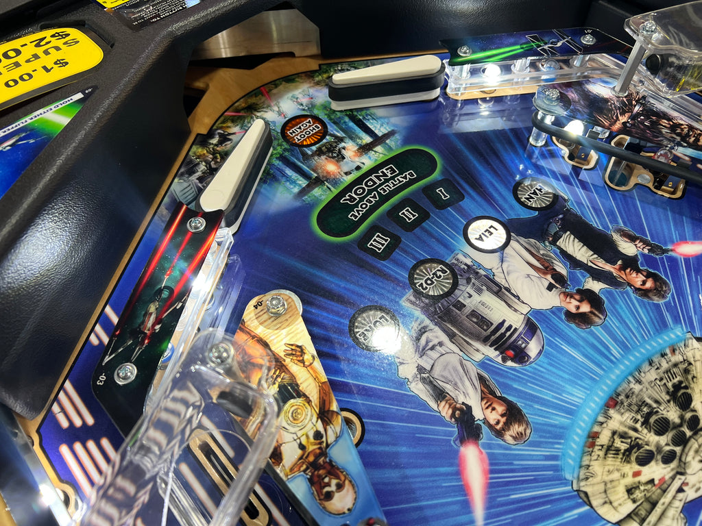 STAR WARS PRO - 2017 Stern Pinball Machine - WORKS 100% - Like Brand New - Less than 300 Plays!!!