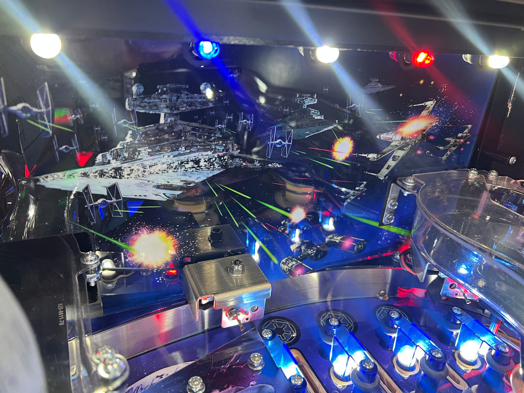 STAR WARS PRO - 2017 Stern Pinball Machine - WORKS 100% - Like Brand New - Less than 300 Plays!!!