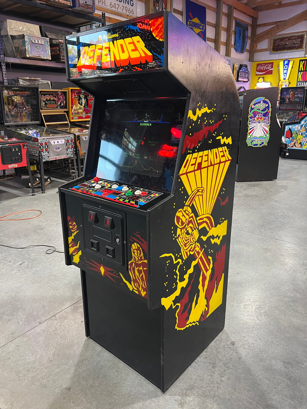 DEFENDER - Williams Arcade Game - Works 100% - The ORIGINAL Classic You Know And LOVE!!!
