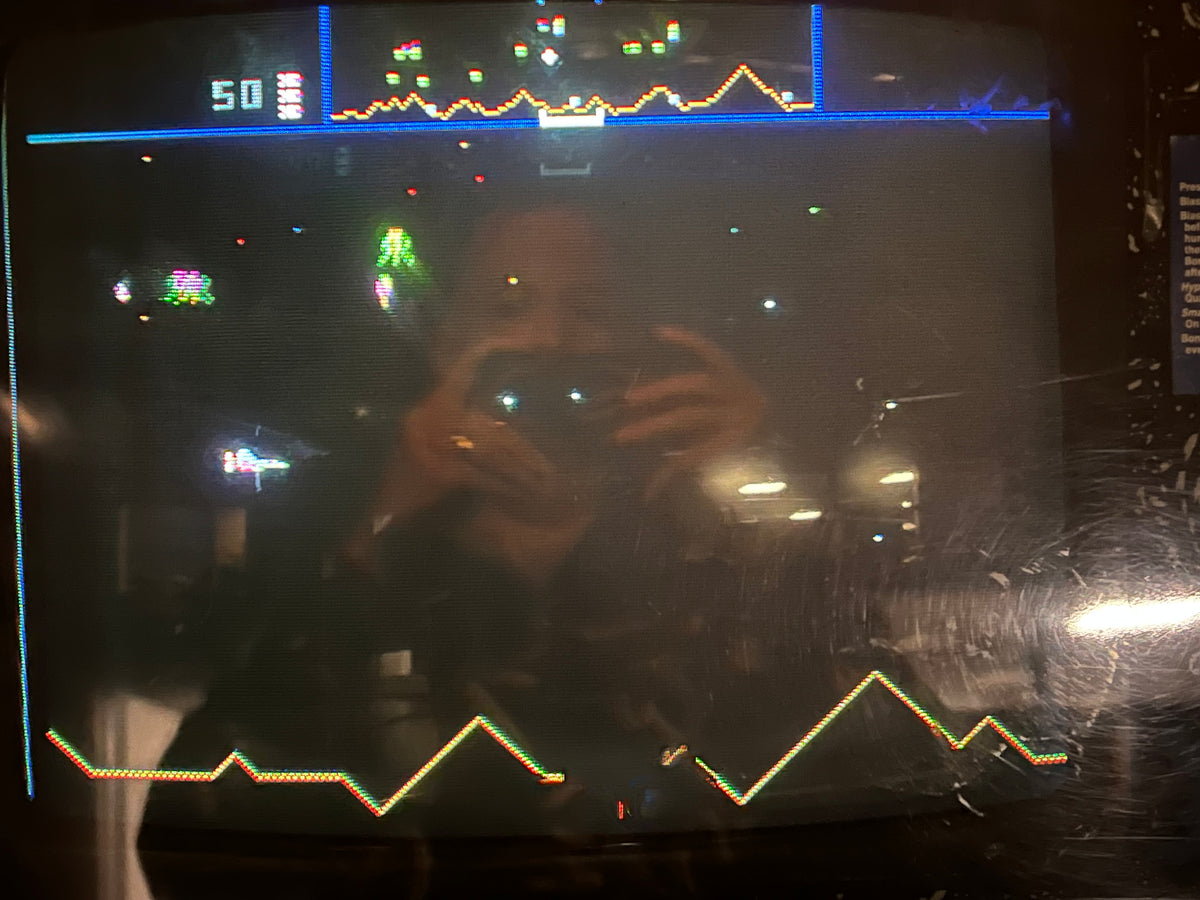DEFENDER - Williams Arcade Game - Works 100% - The ORIGINAL Classic You Know And LOVE!!!