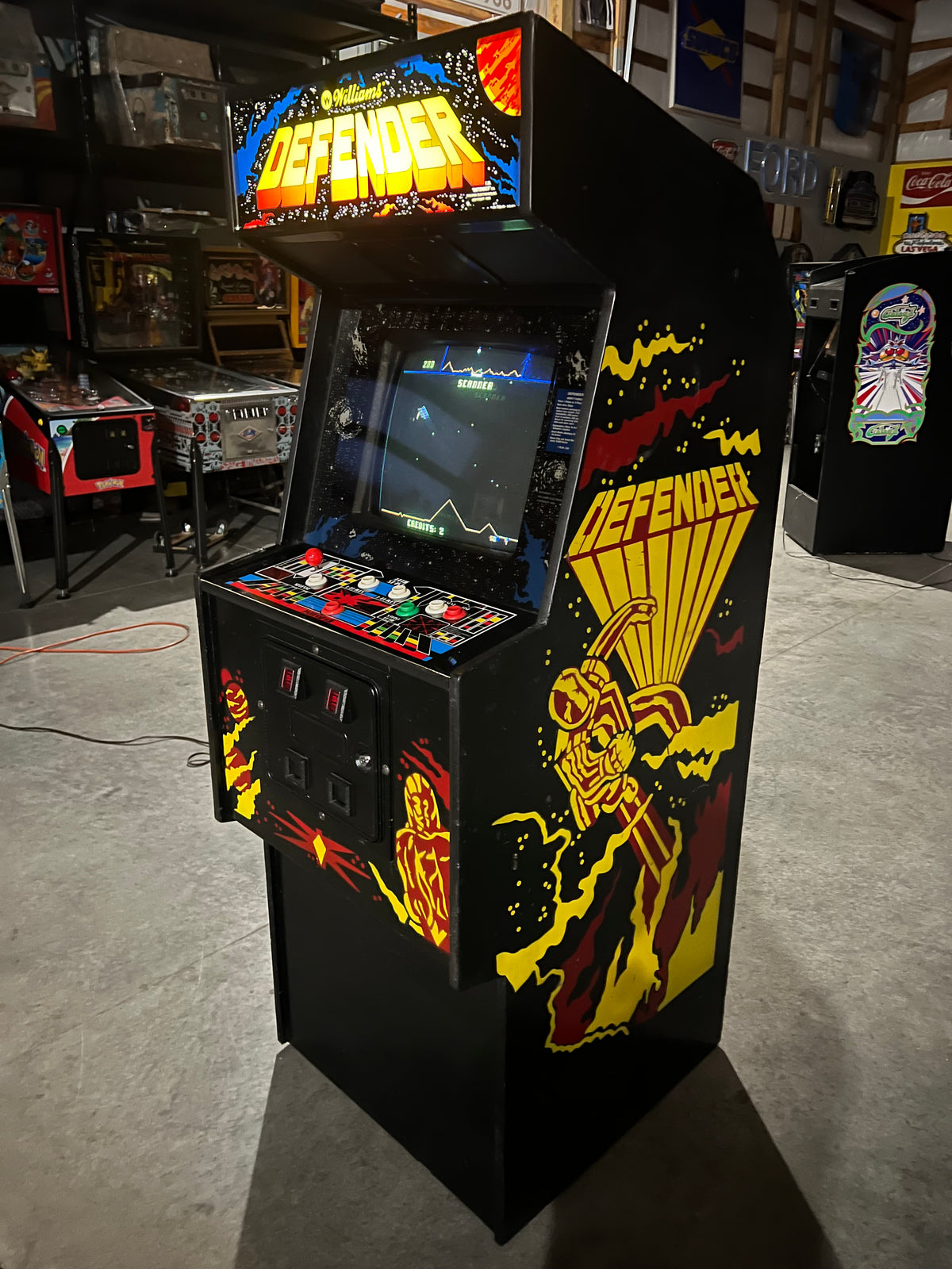DEFENDER - Williams Arcade Game - Works 100% - The ORIGINAL Classic You Know And LOVE!!!