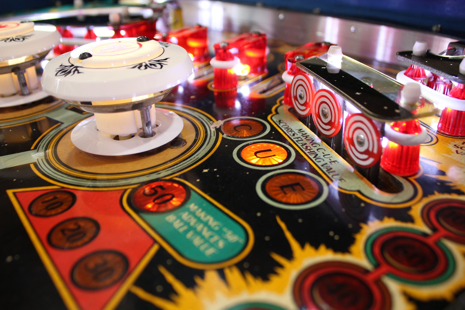 LASER CUE - 1984 Williams Pinball Machine - WORKS 100% - SUPER Nice Game