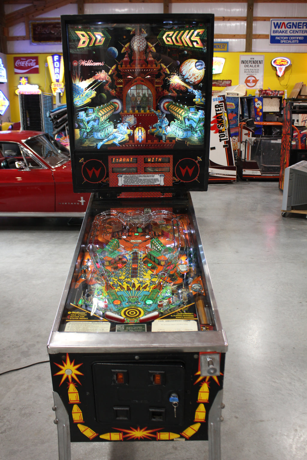 BIG GUNS - 1987 Williams Pinball Machine - WORKS 100% - Really Nice Game - Great Features