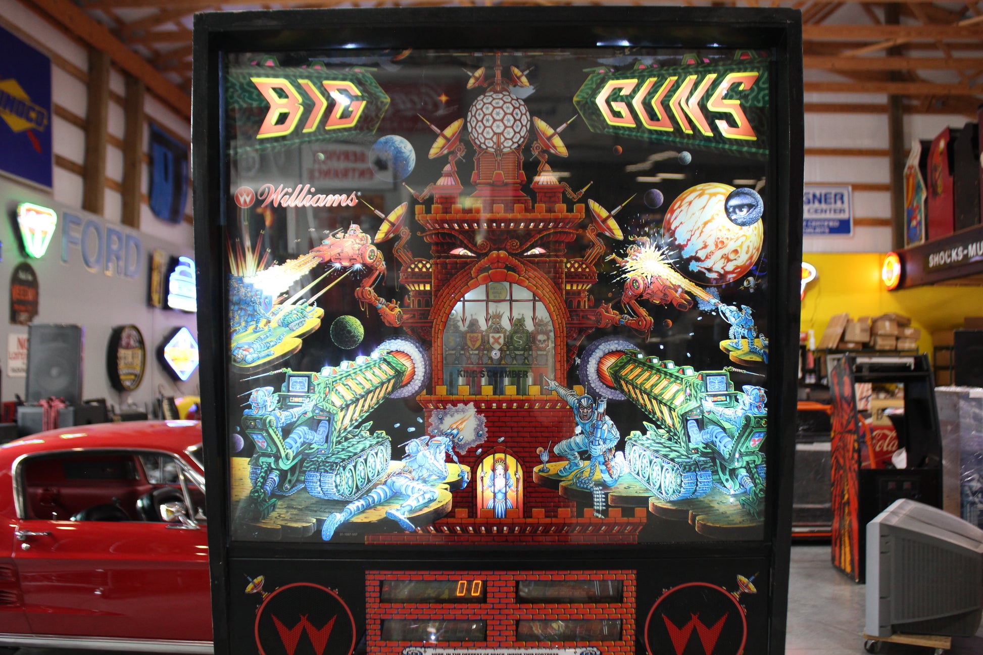 BIG GUNS - 1987 Williams Pinball Machine - WORKS 100% - Really Nice Game - Great Features