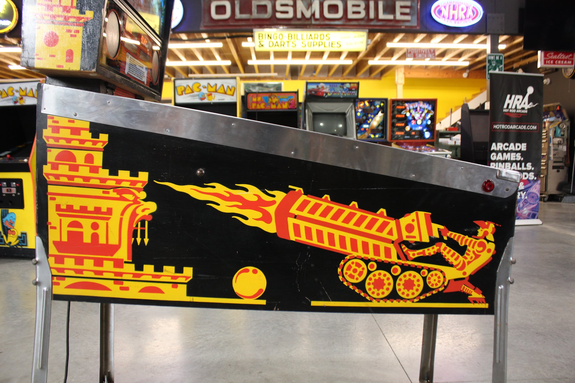 BIG GUNS - 1987 Williams Pinball Machine - WORKS 100% - Really Nice Game - Great Features