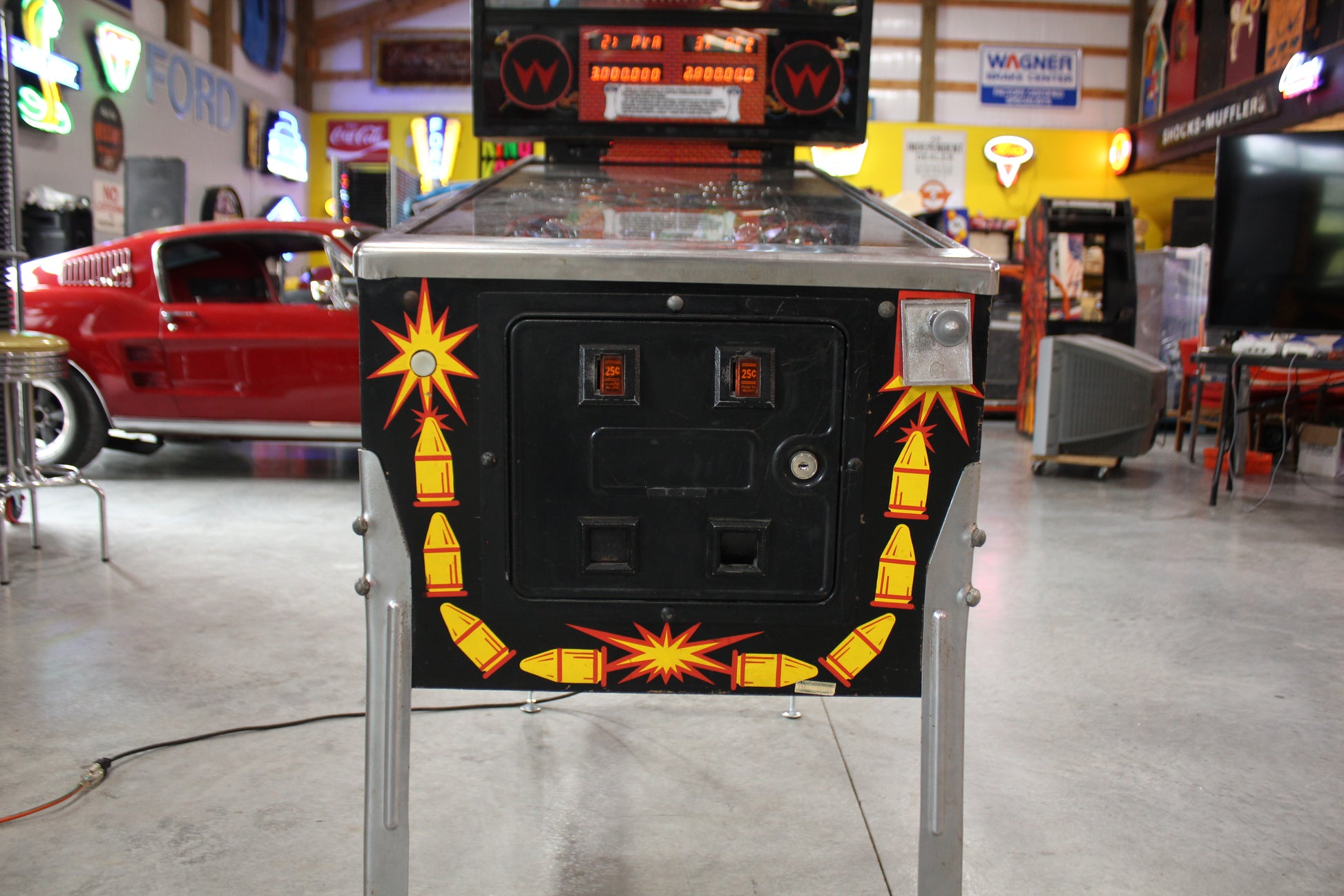 BIG GUNS - 1987 Williams Pinball Machine - WORKS 100% - Really Nice Game - Great Features
