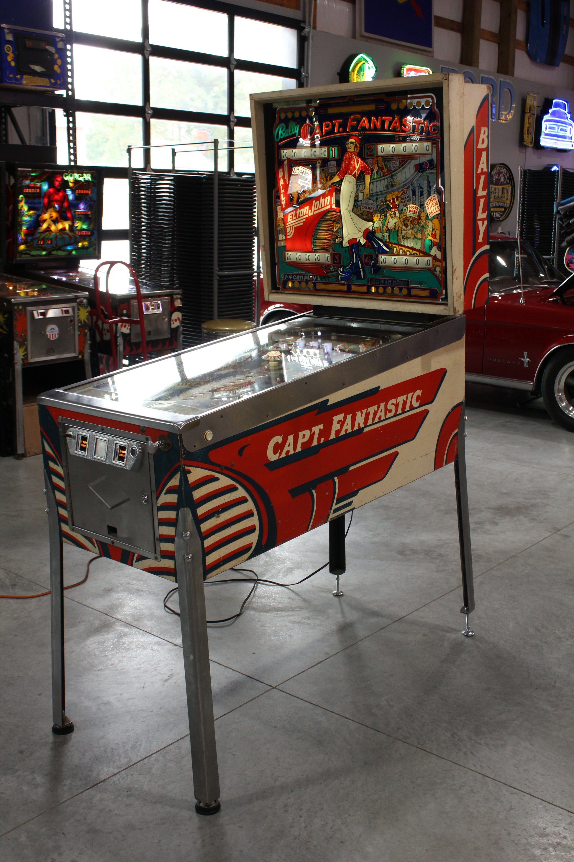 CAPTAIN FANTASTIC - Elton John - 1976 Williams Pinball Machine - WORKS 100% - Nice EM Electromechanical Game