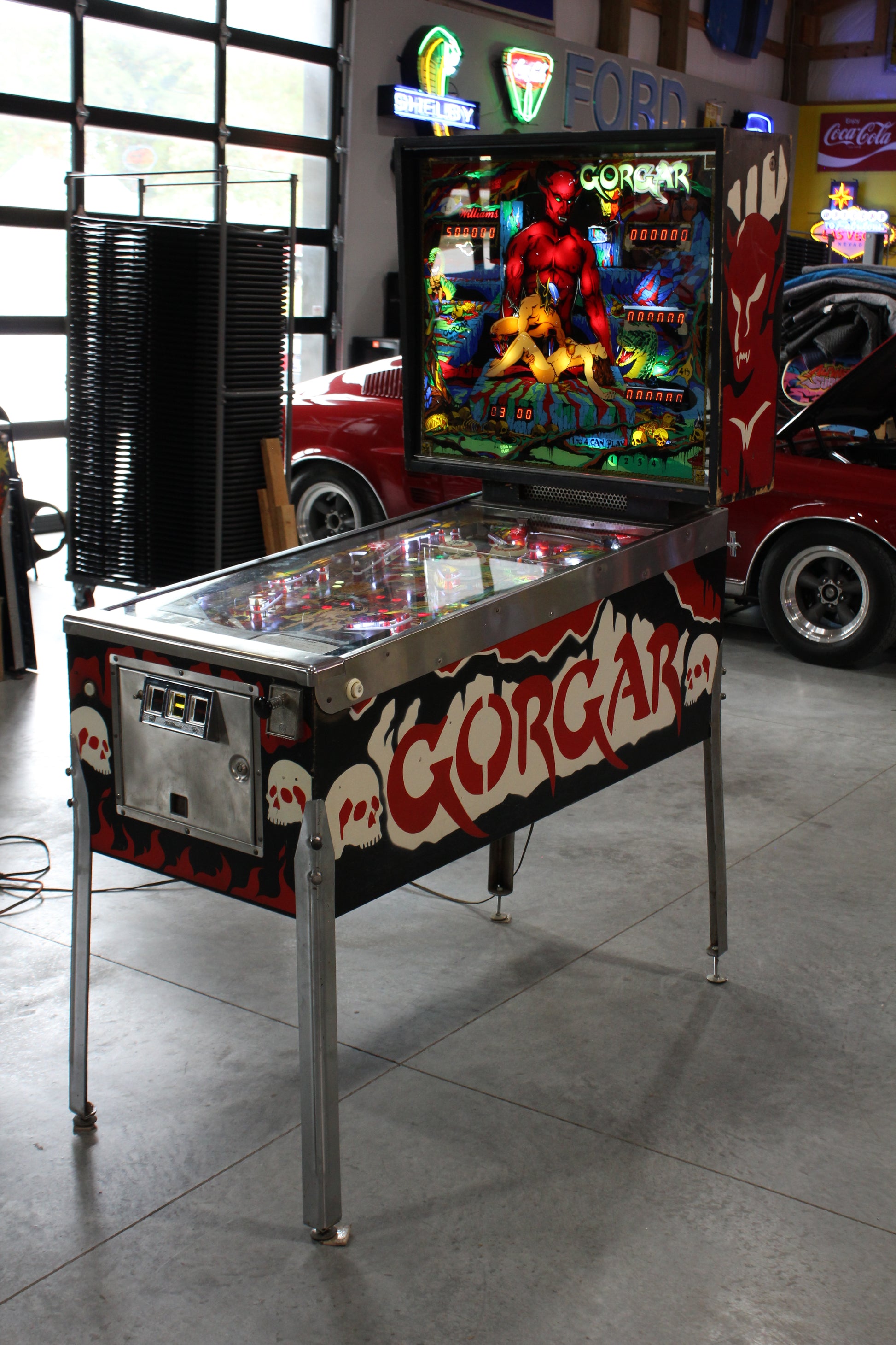 GORGAR - 1979 Williams Pinball Machine - WORKS 100% - First Talking Game!