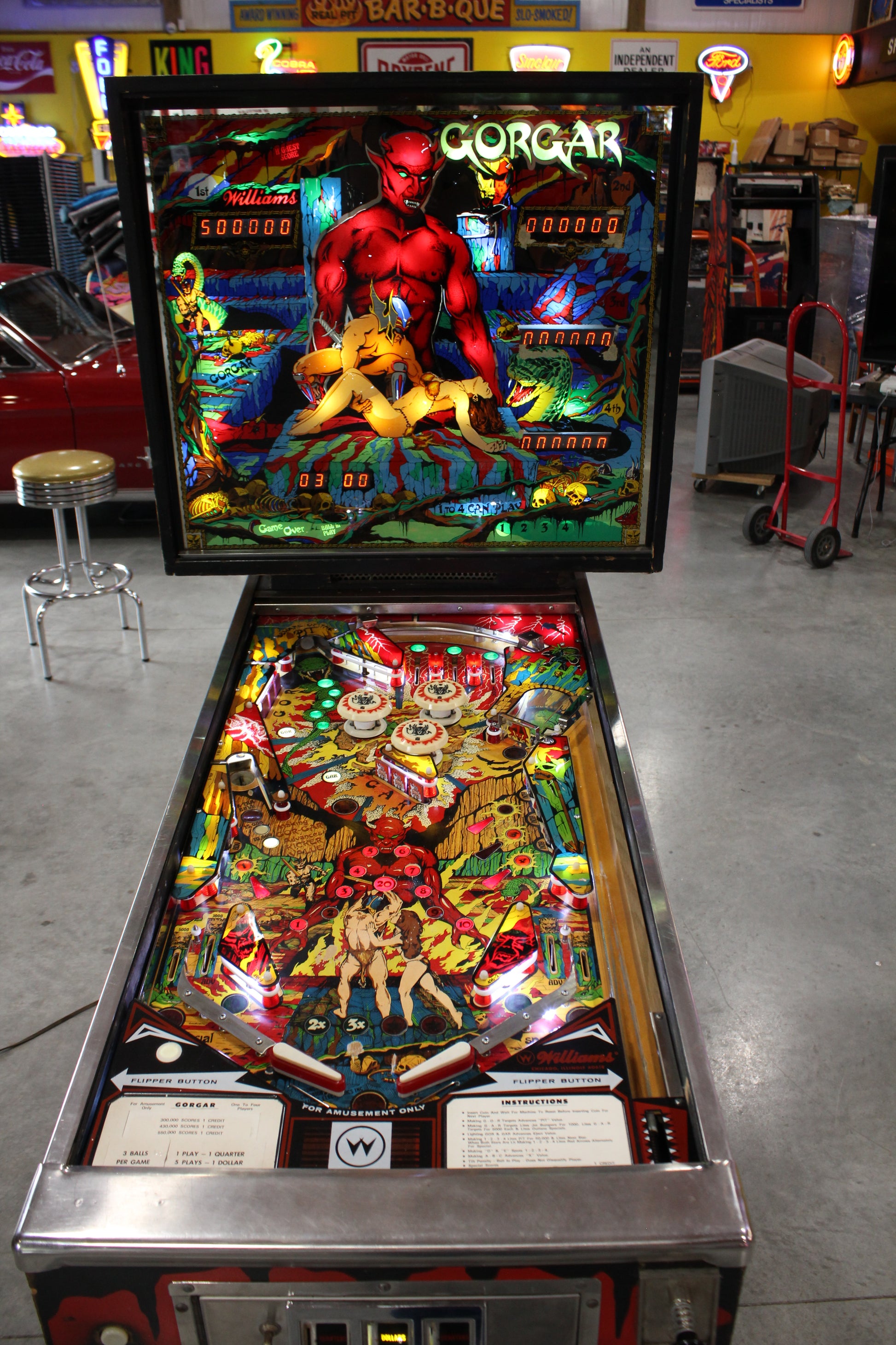 GORGAR - 1979 Williams Pinball Machine - WORKS 100% - First Talking Game!