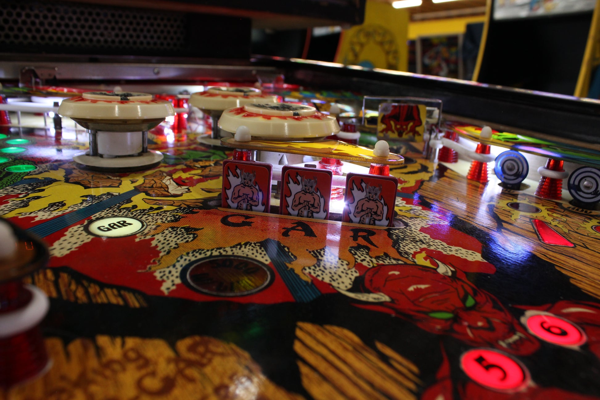 GORGAR - 1979 Williams Pinball Machine - WORKS 100% - First Talking Game!