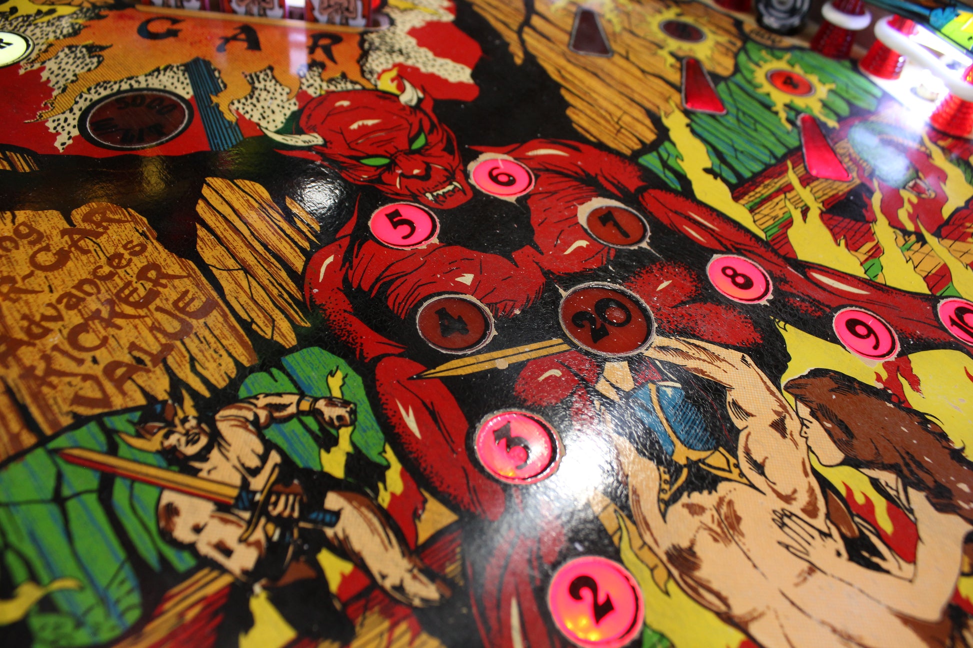 GORGAR - 1979 Williams Pinball Machine - WORKS 100% - First Talking Game!