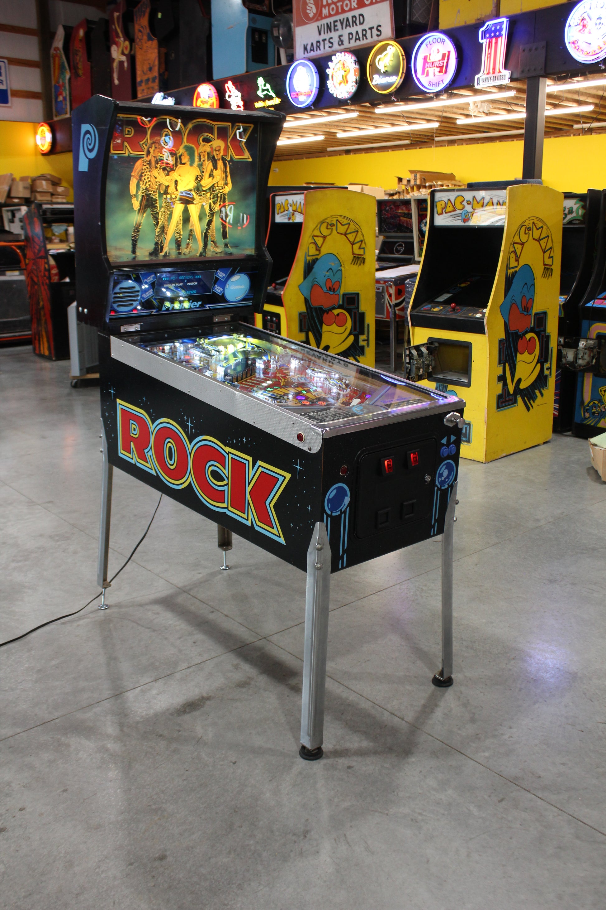 ROCK - 1985 Gottlieb Pinball Machine - WORKS 100% - Nice Game ROCK-N-ROLL Theme