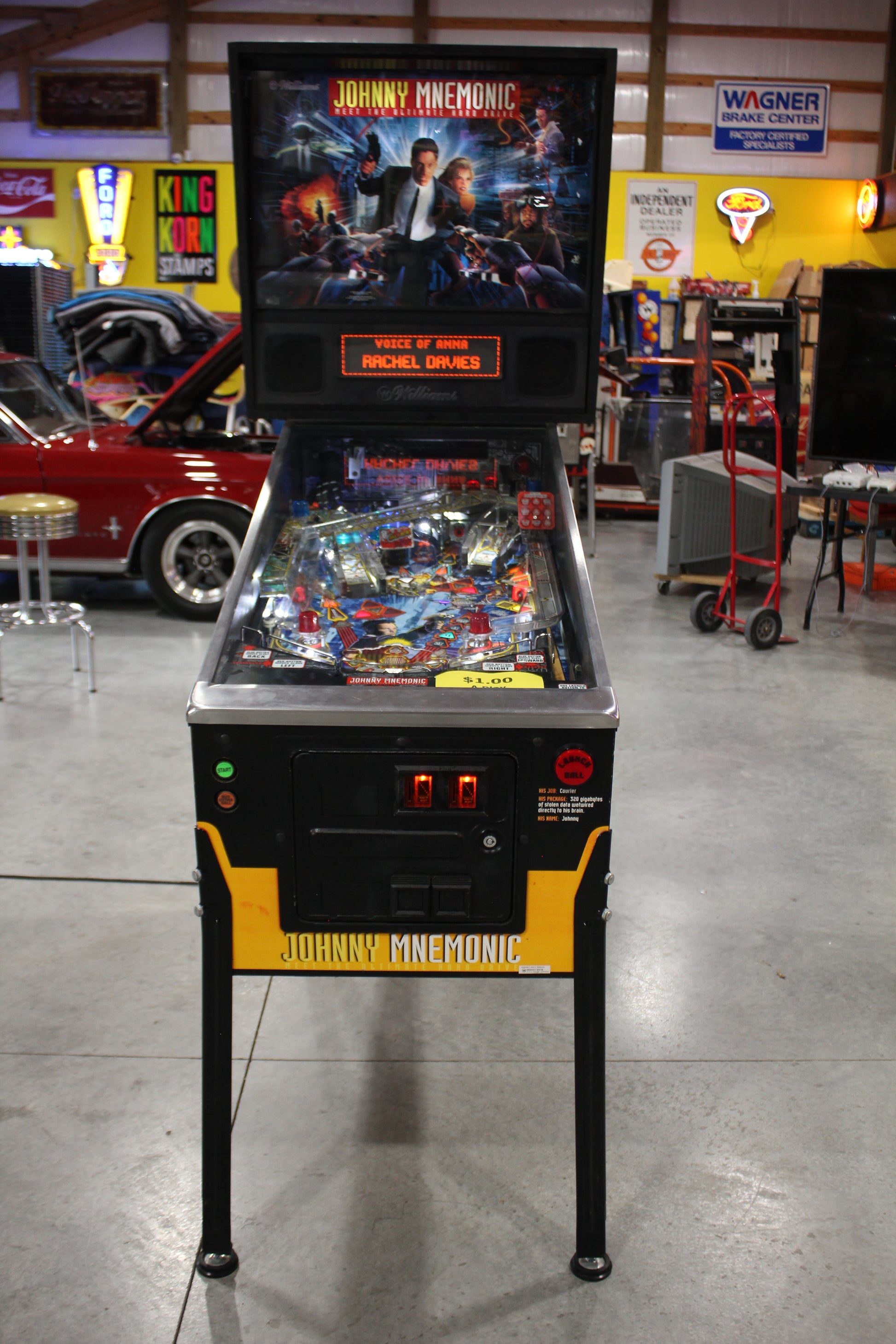 JOHNNY MNEMONIC - 1995 Williams Pinball Machine - WORKS 100% - Defeat the Matrix with the Glove!!!