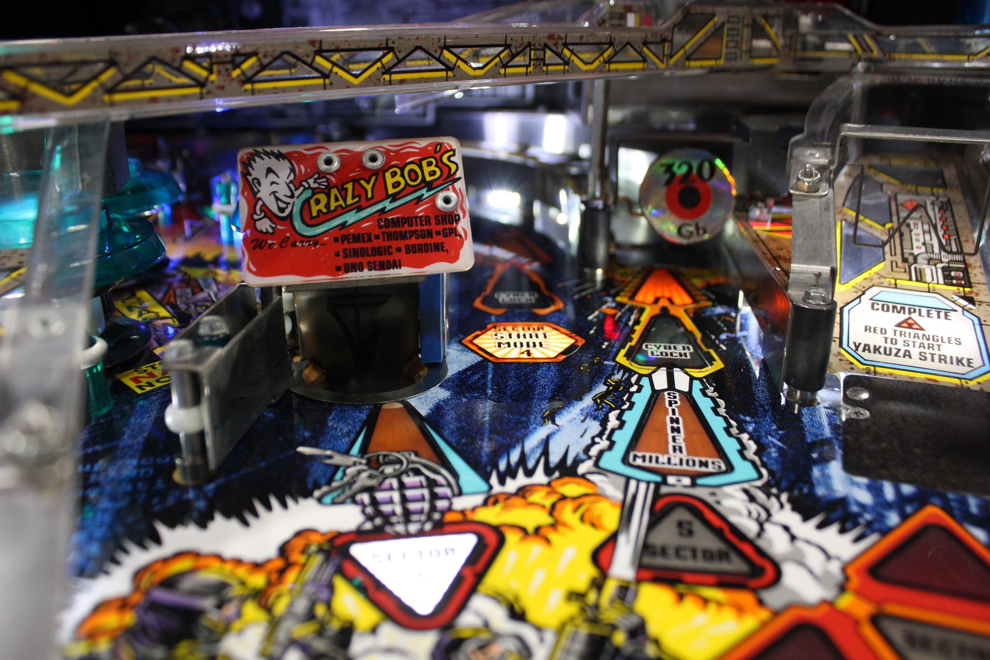 JOHNNY MNEMONIC - 1995 Williams Pinball Machine - WORKS 100% - Defeat the Matrix with the Glove!!!