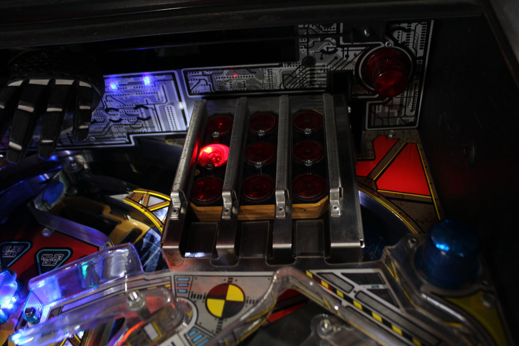 JOHNNY MNEMONIC - 1995 Williams Pinball Machine - WORKS 100% - Defeat the Matrix with the Glove!!!