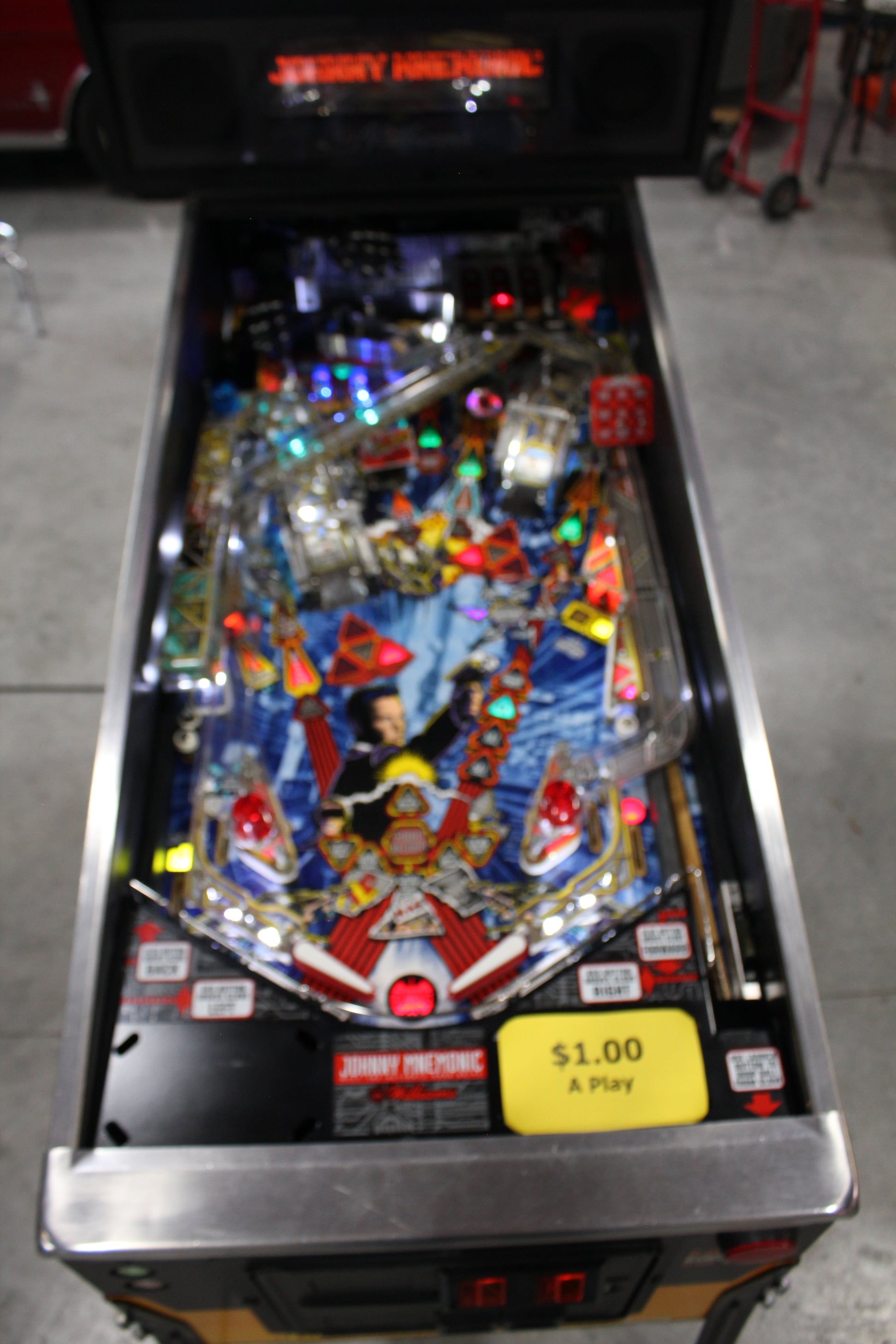 JOHNNY MNEMONIC - 1995 Williams Pinball Machine - WORKS 100% - Defeat the Matrix with the Glove!!!