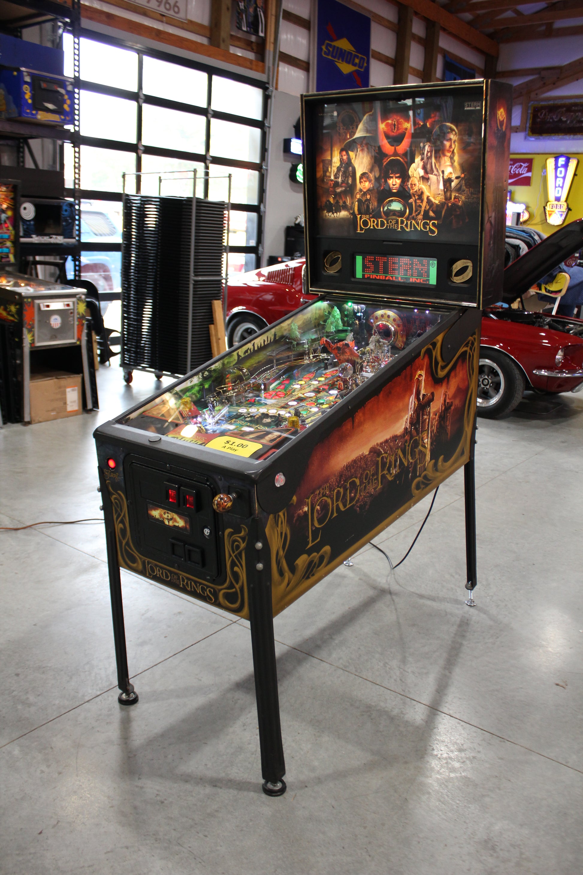 LORD OF THE RINGS - 2003 Stern Pinball Machine - VERY NICE GAME - BRASS RAMPS & WIREFORMS ADDED - Several Mods