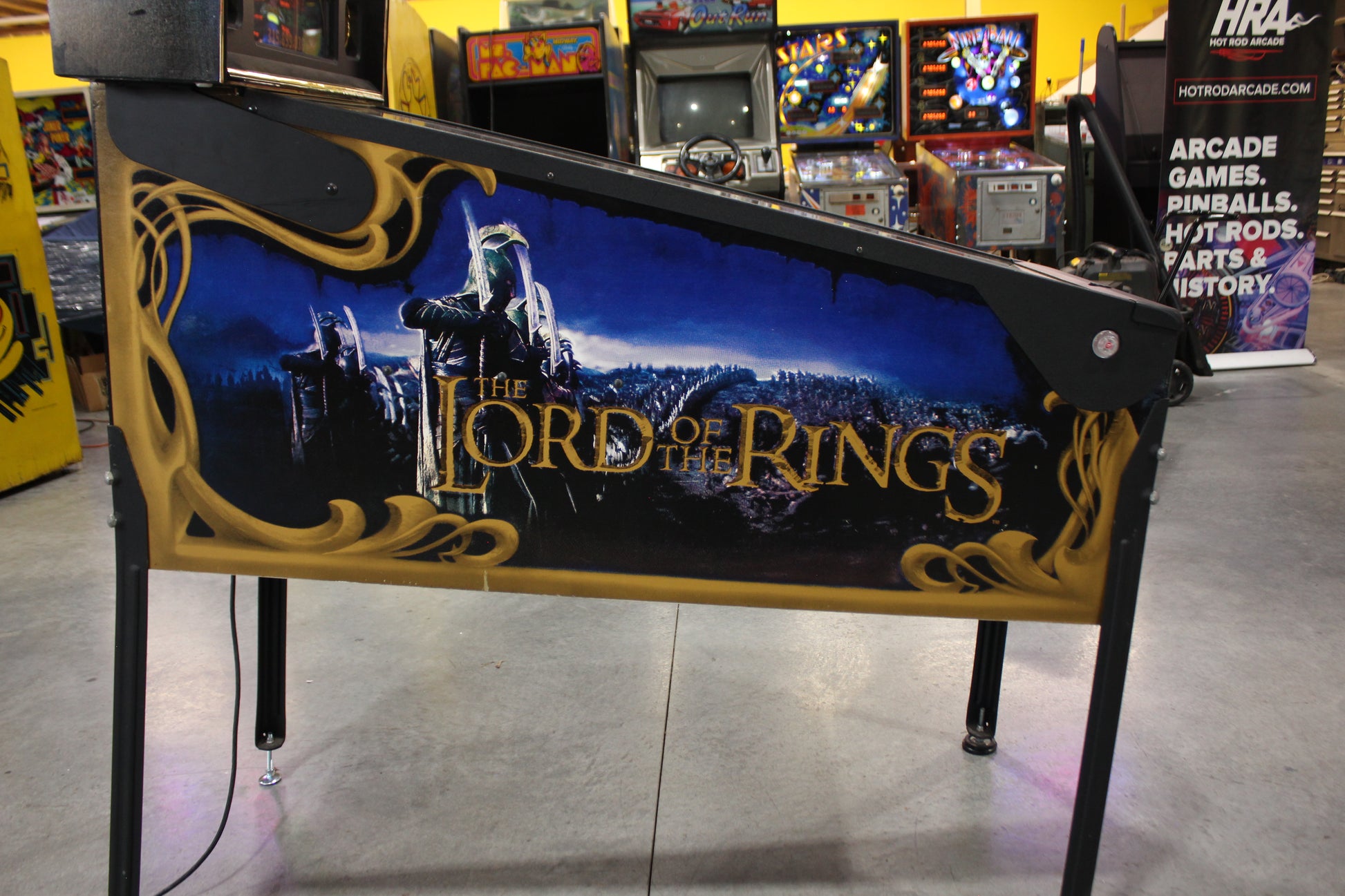 LORD OF THE RINGS - 2003 Stern Pinball Machine - VERY NICE GAME - BRASS RAMPS & WIREFORMS ADDED - Several Mods