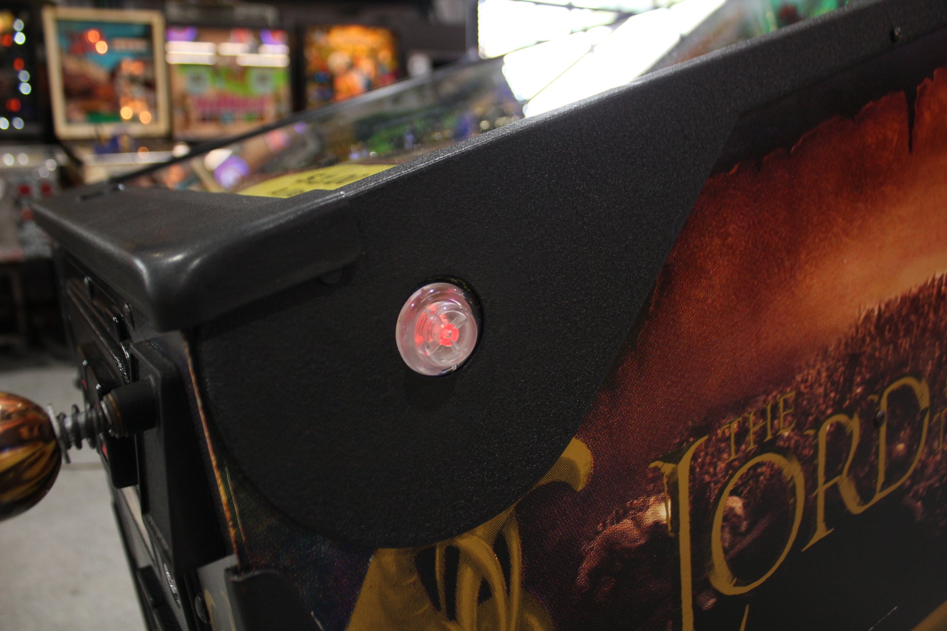 LORD OF THE RINGS - 2003 Stern Pinball Machine - VERY NICE GAME - BRASS RAMPS & WIREFORMS ADDED - Several Mods