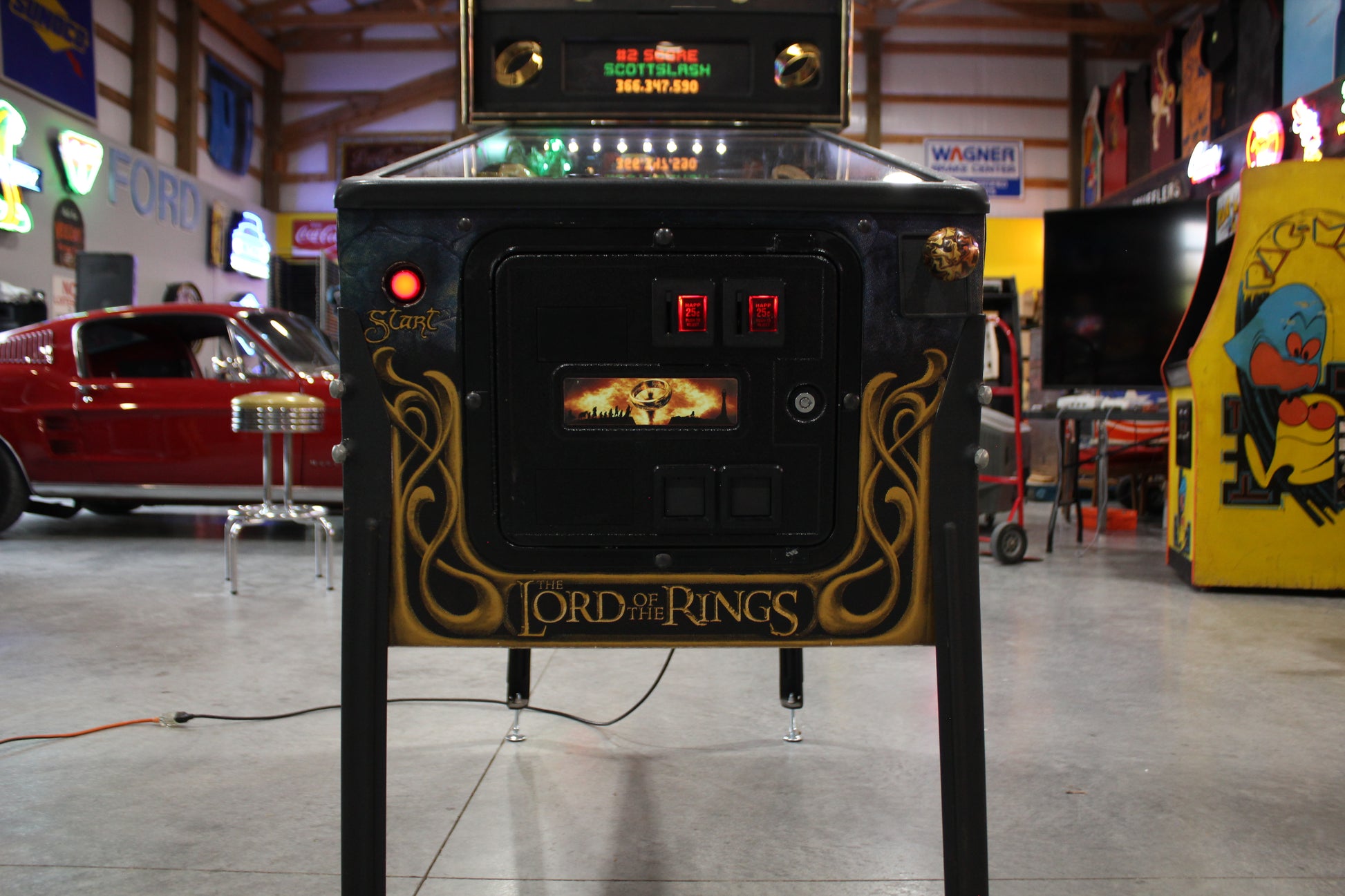 LORD OF THE RINGS - 2003 Stern Pinball Machine - VERY NICE GAME - BRASS RAMPS & WIREFORMS ADDED - Several Mods