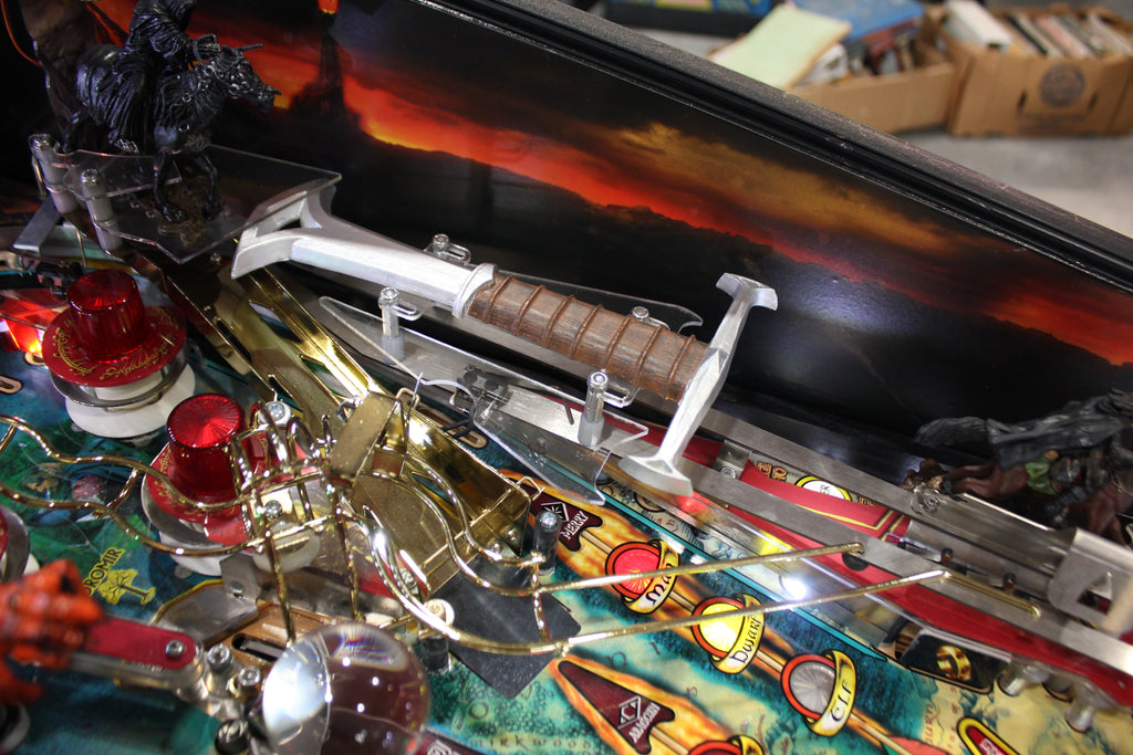 LORD OF THE RINGS - 2003 Stern Pinball Machine - VERY NICE GAME - BRASS RAMPS & WIREFORMS ADDED - Several Mods