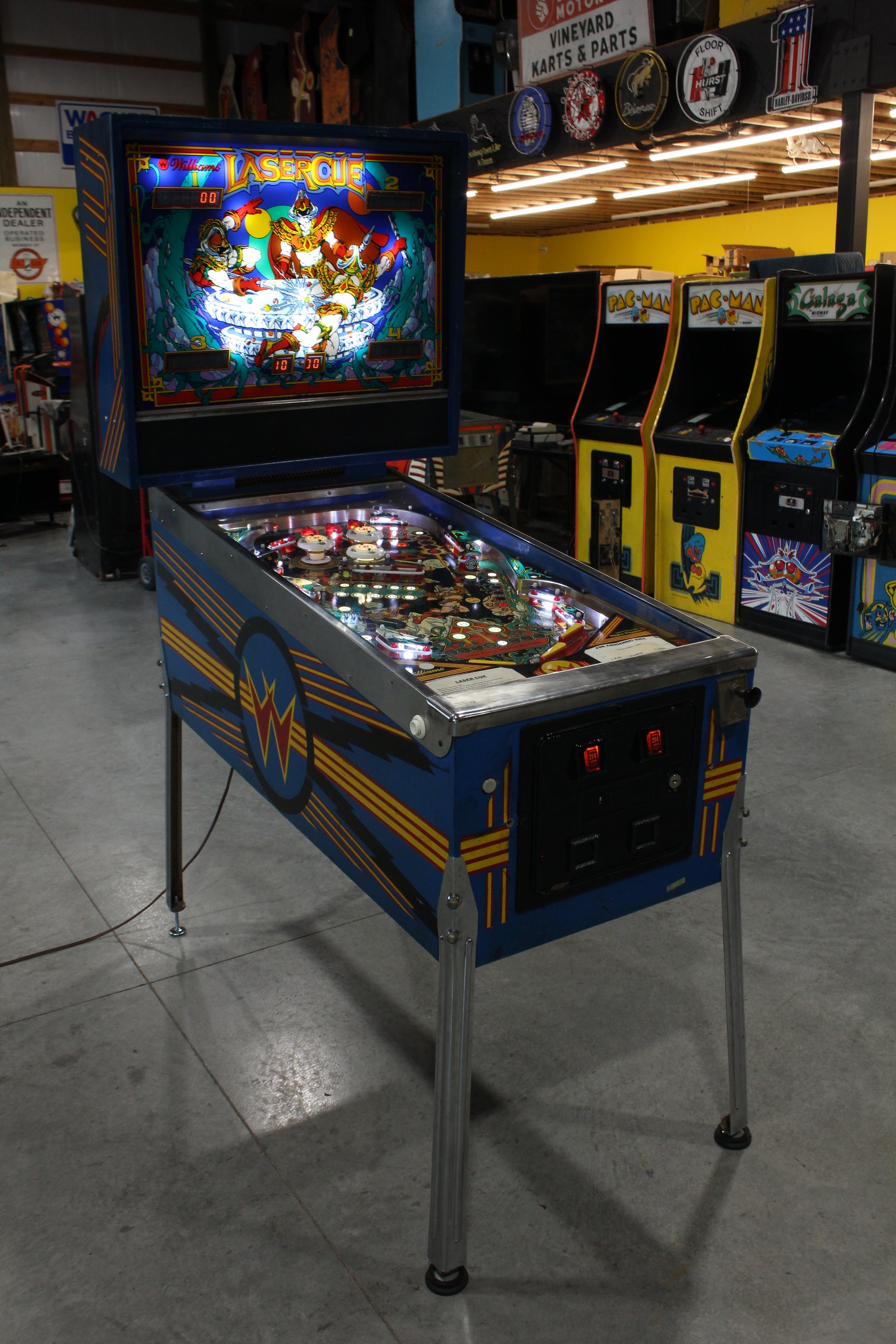 LASER CUE - 1984 Williams Pinball Machine - WORKS 100% - SUPER Nice Game