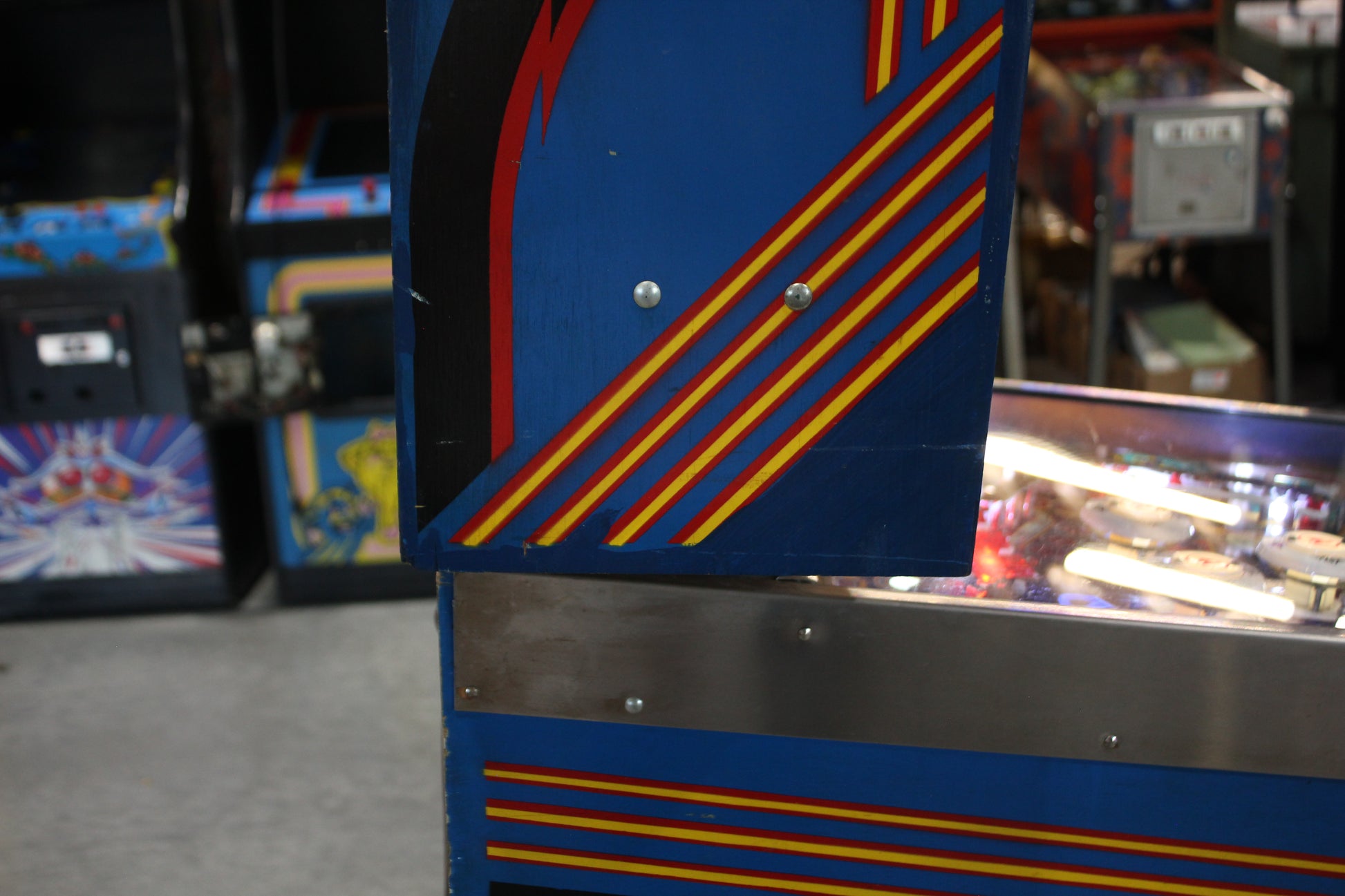LASER CUE - 1984 Williams Pinball Machine - WORKS 100% - SUPER Nice Game