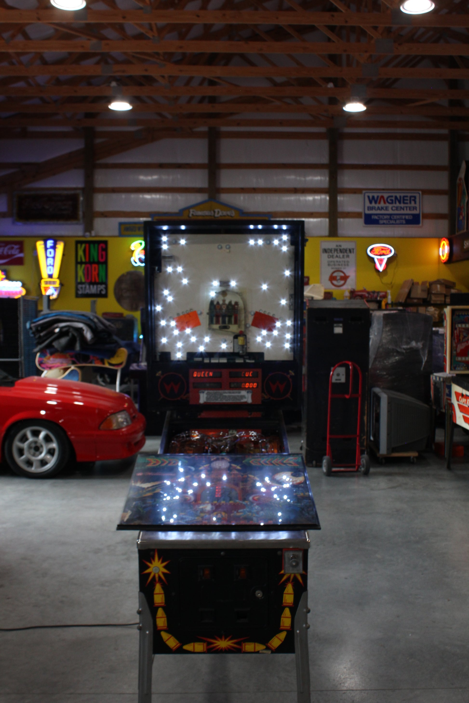 BIG GUNS - 1987 Williams Pinball Machine - WORKS 100% - Really Nice Game - Great Features