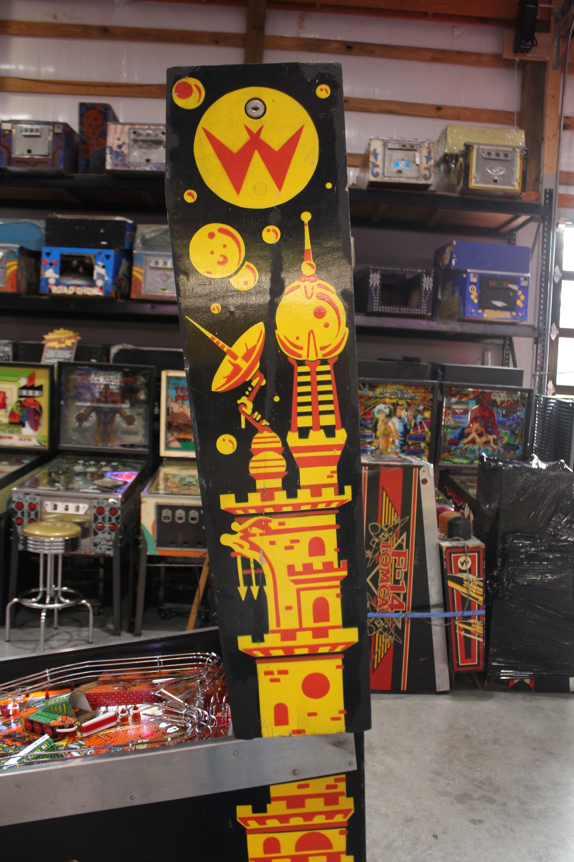BIG GUNS - 1987 Williams Pinball Machine - WORKS 100% - Really Nice Game - Great Features