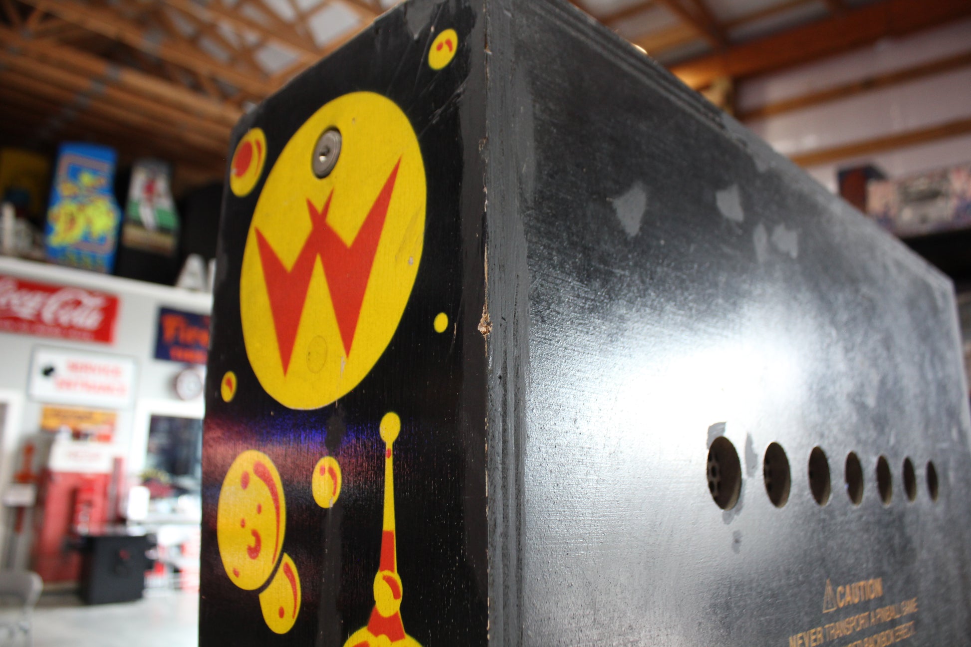 BIG GUNS - 1987 Williams Pinball Machine - WORKS 100% - Really Nice Game - Great Features