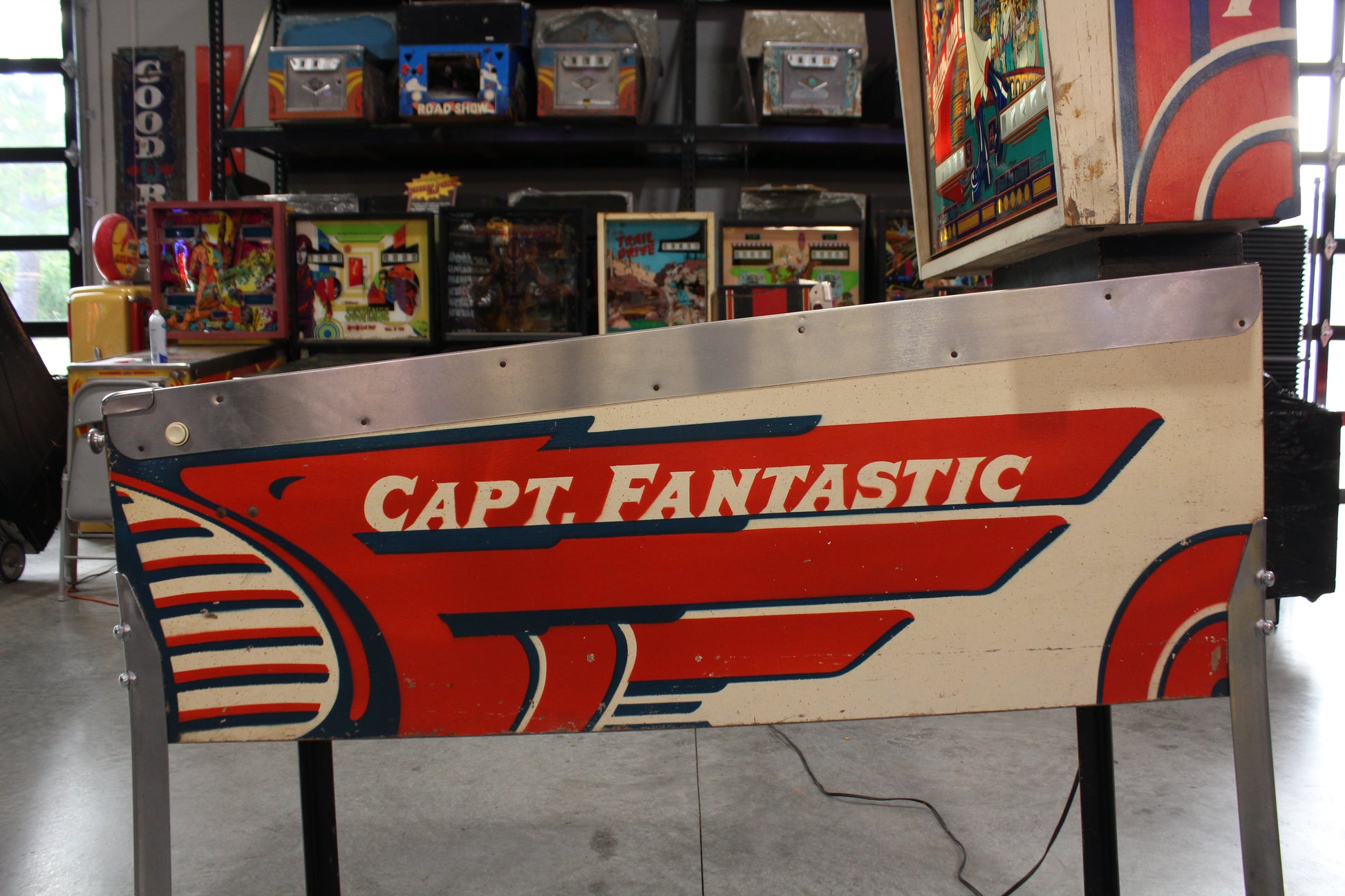 CAPTAIN FANTASTIC - Elton John - 1976 Williams Pinball Machine - WORKS 100% - Nice EM Electromechanical Game