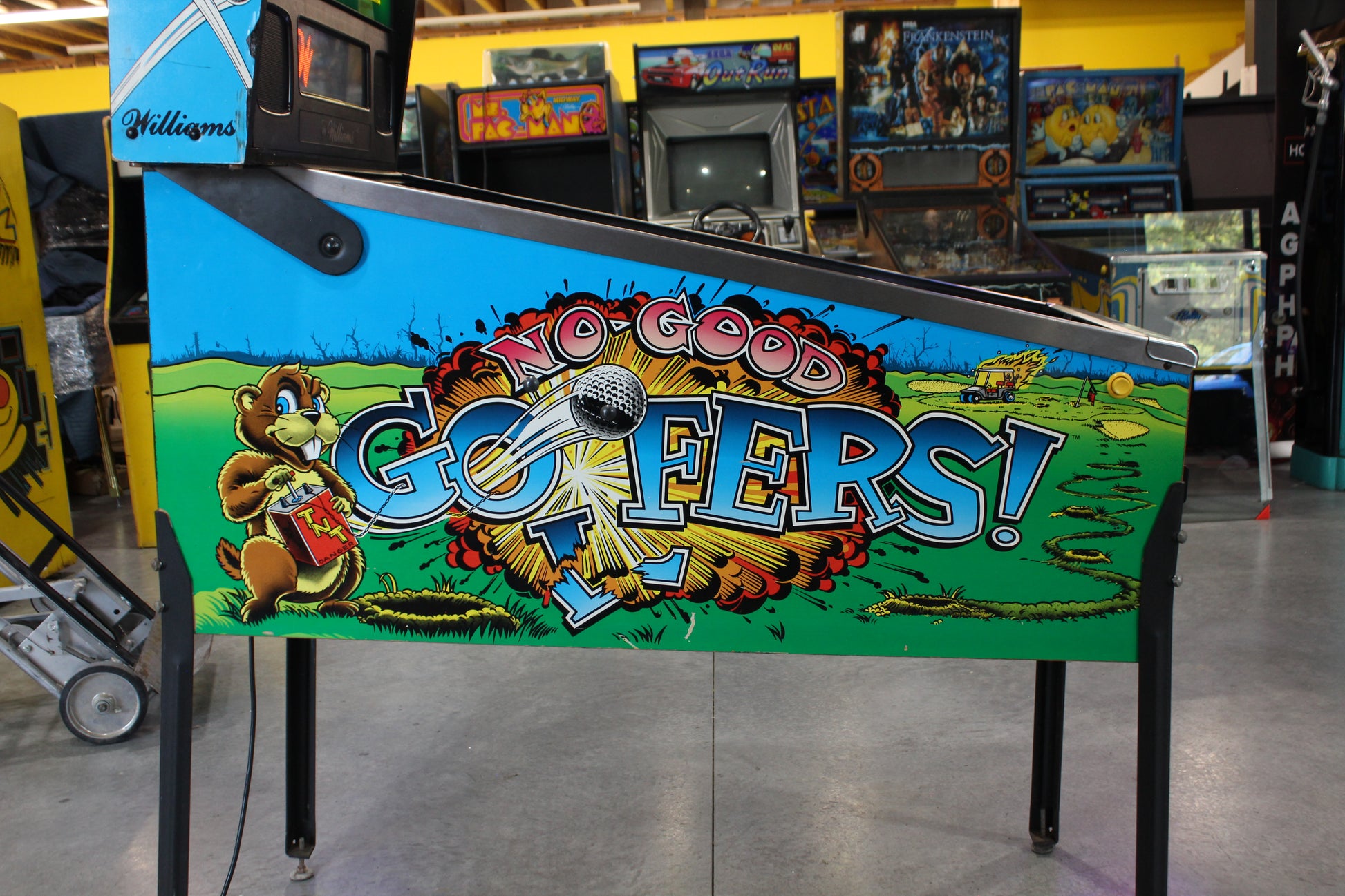 NO GOOD GOPHERS - 1997 Williams Pinball Machine - WORKS 100% - SUPER FUN GAME!