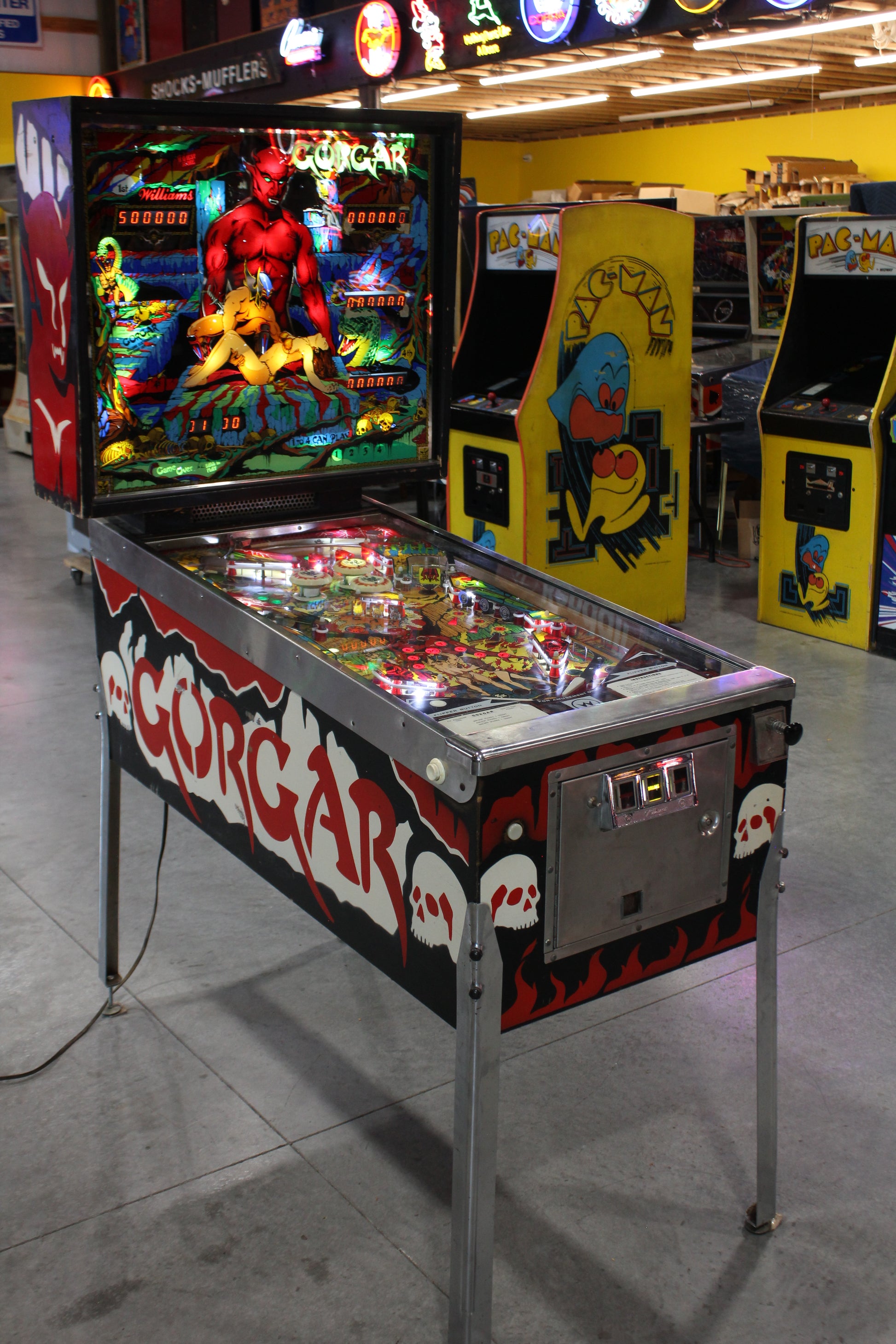 GORGAR - 1979 Williams Pinball Machine - WORKS 100% - First Talking Game!