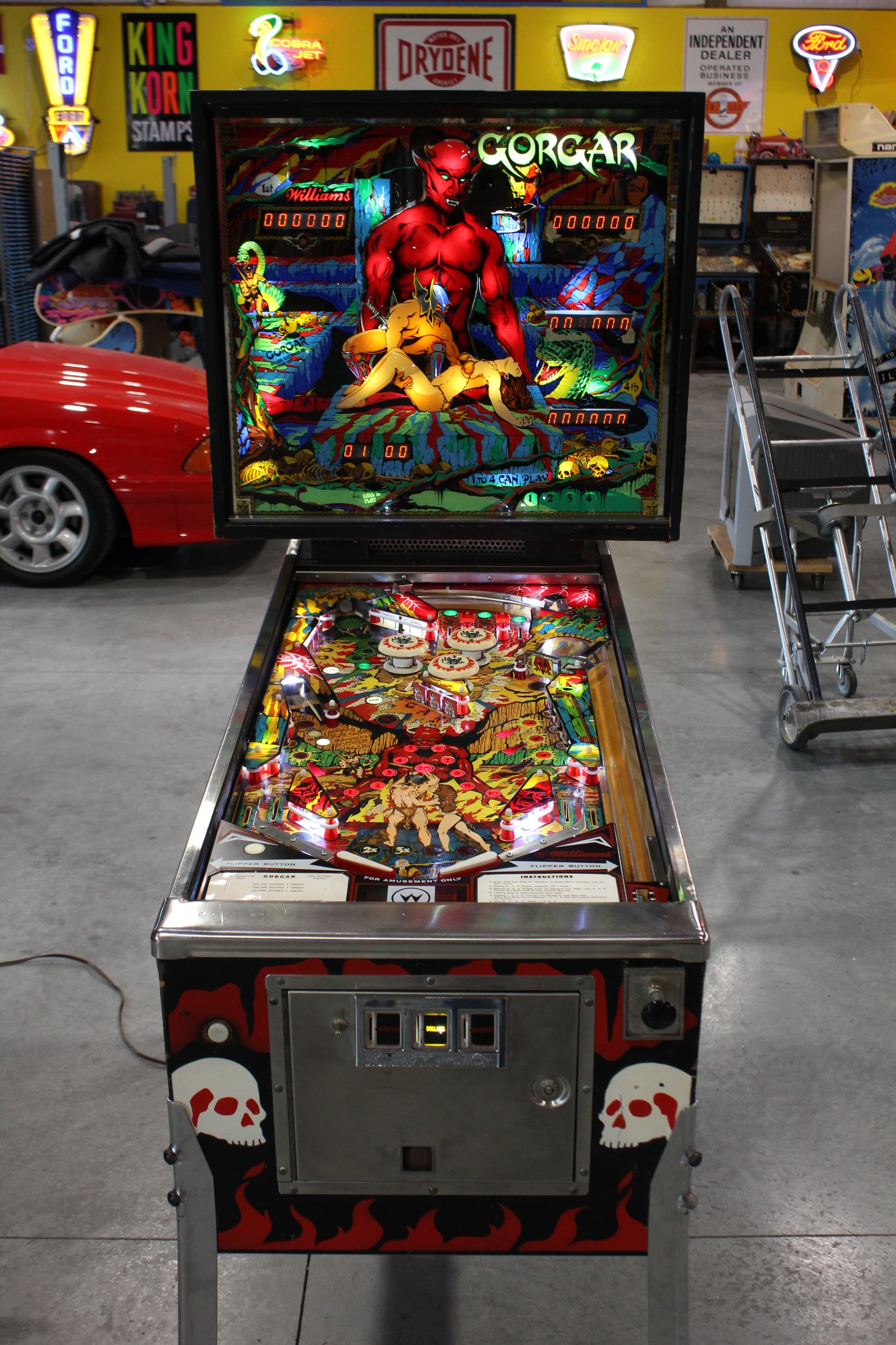 GORGAR - 1979 Williams Pinball Machine - WORKS 100% - First Talking Game!
