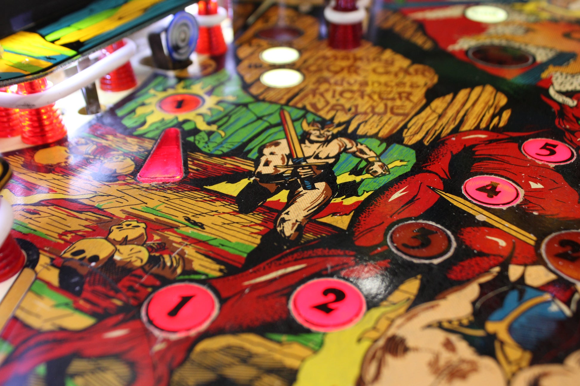 GORGAR - 1979 Williams Pinball Machine - WORKS 100% - First Talking Game!