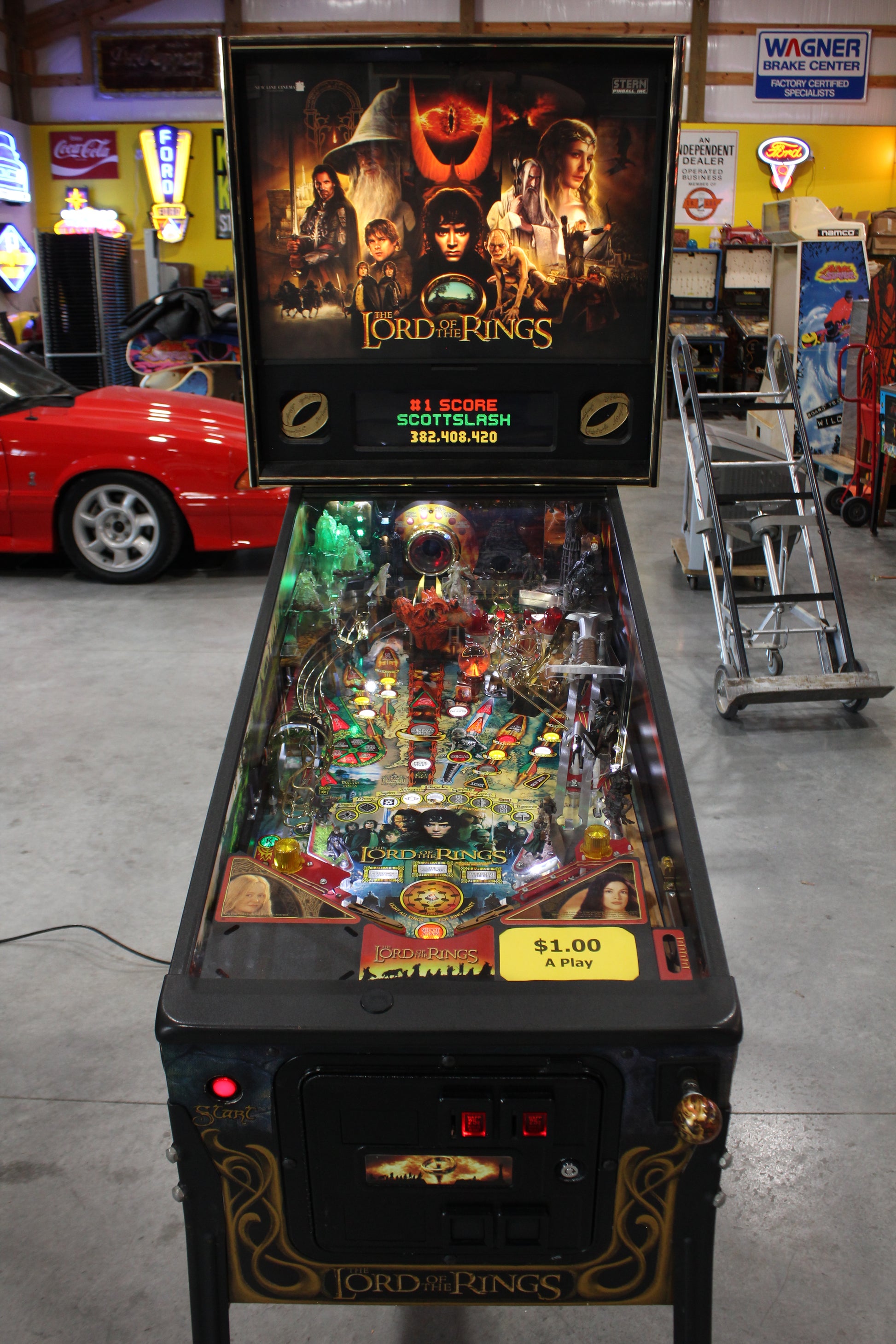 LORD OF THE RINGS - 2003 Stern Pinball Machine - VERY NICE GAME - BRASS RAMPS & WIREFORMS ADDED - Several Mods