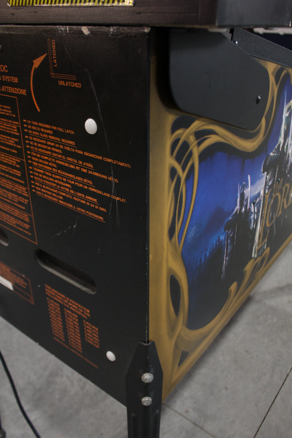 LORD OF THE RINGS - 2003 Stern Pinball Machine - VERY NICE GAME - BRASS RAMPS & WIREFORMS ADDED - Several Mods