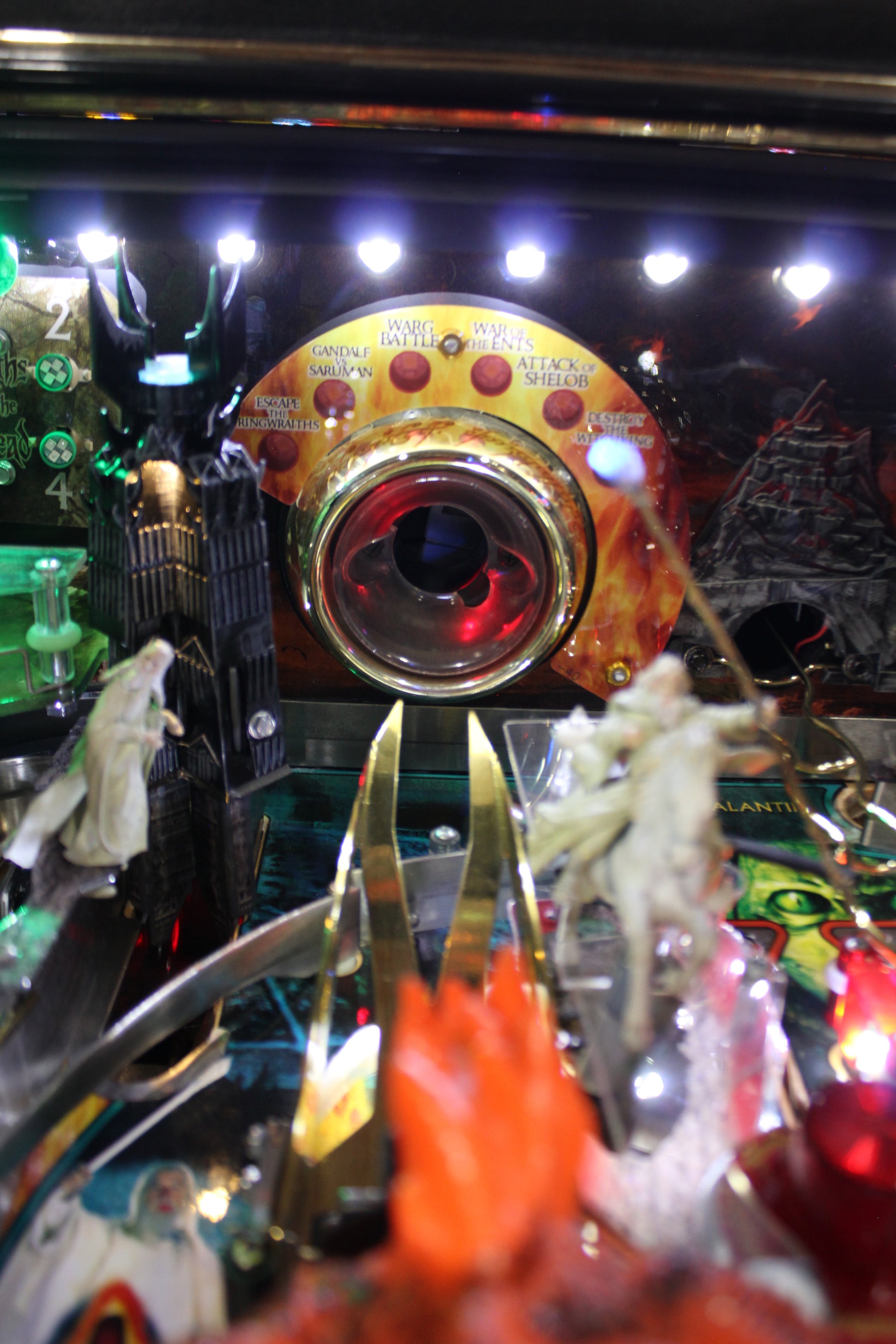 LORD OF THE RINGS - 2003 Stern Pinball Machine - VERY NICE GAME - BRASS RAMPS & WIREFORMS ADDED - Several Mods