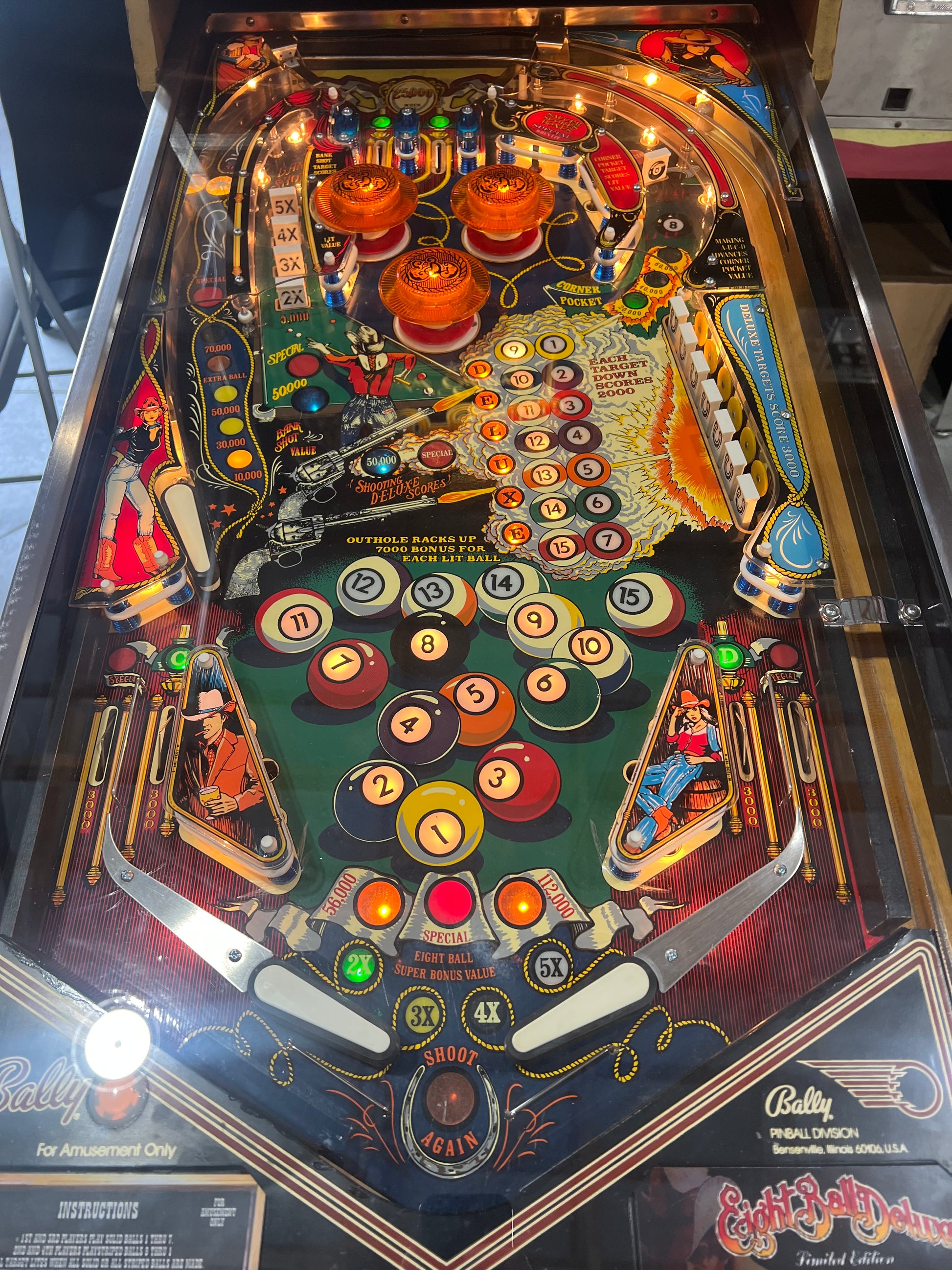 EIGHT BALL DELUXE LIMITED EDITION - 1982 Bally Pinball Machine - WORKS 100% - THE BEST GAME FROM THE PERIOD! - THE ORIGINAL LE!
