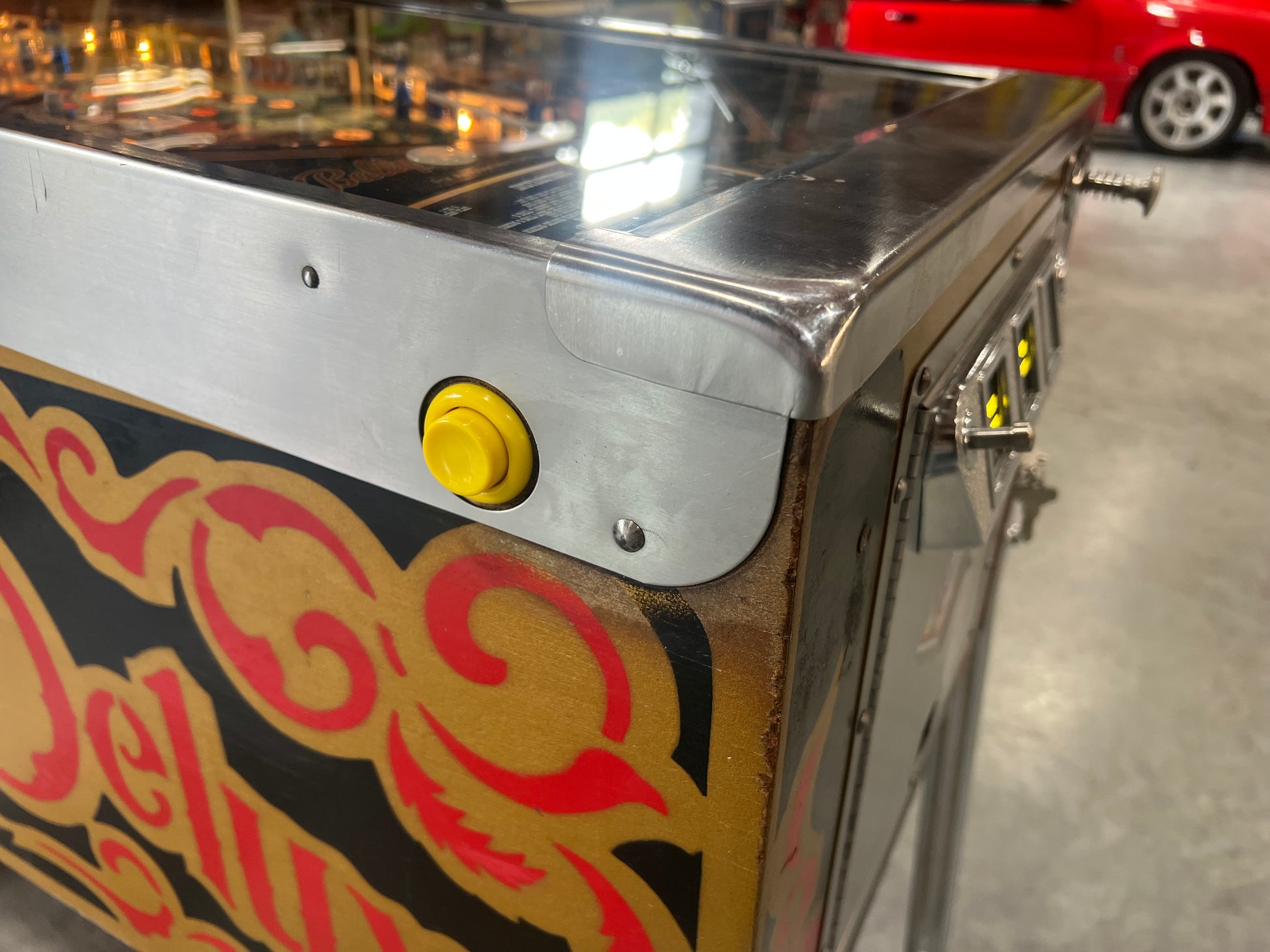 EIGHT BALL DELUXE LIMITED EDITION - 1982 Bally Pinball Machine - WORKS 100% - THE BEST GAME FROM THE PERIOD! - THE ORIGINAL LE!
