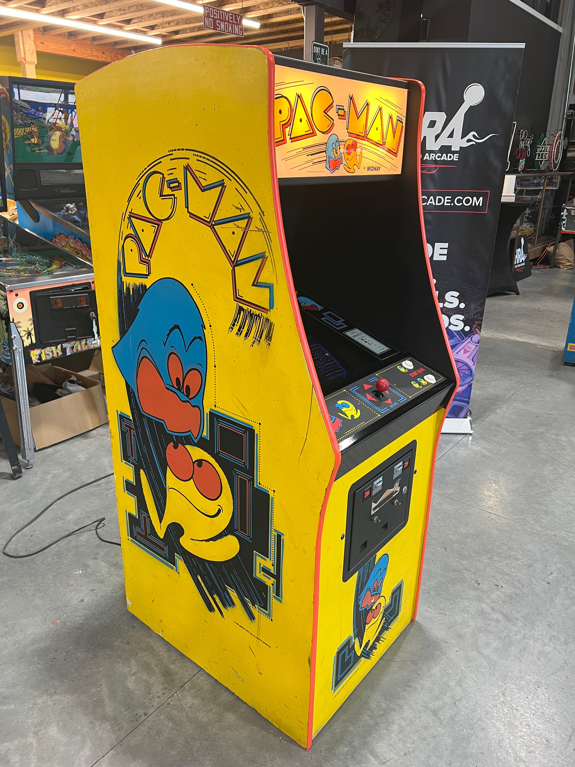 Pac-Man Arcade Game - Nice Looking Original Game - Works 100% Used PACMAN