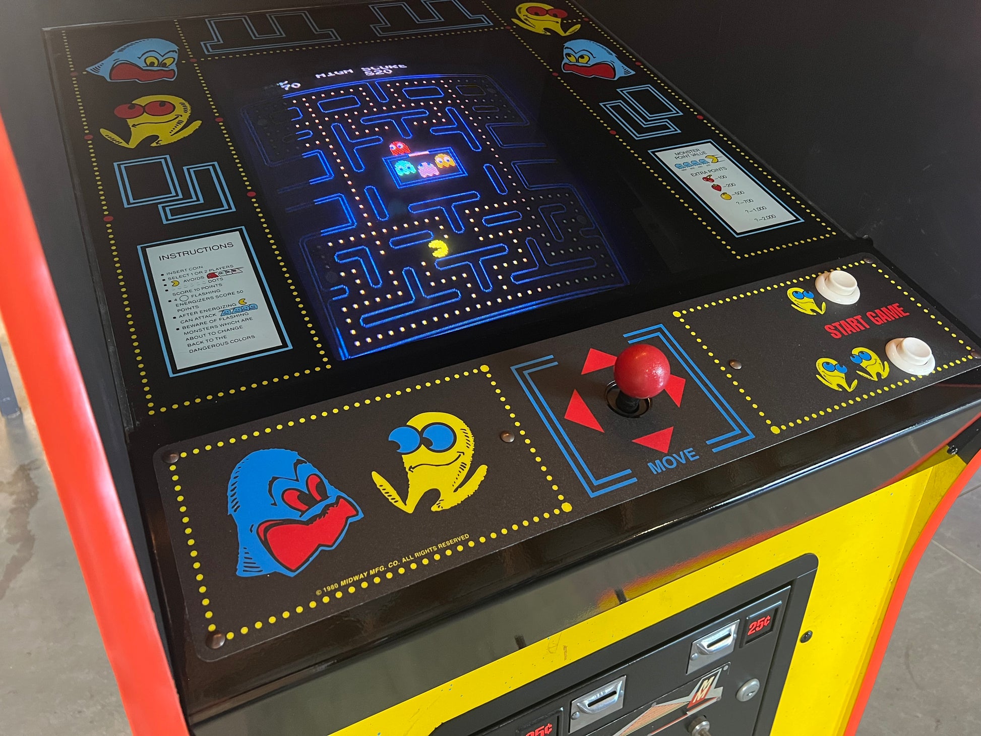 Pac-Man Arcade Game - Nice Looking Original Game - Works 100% Used PACMAN