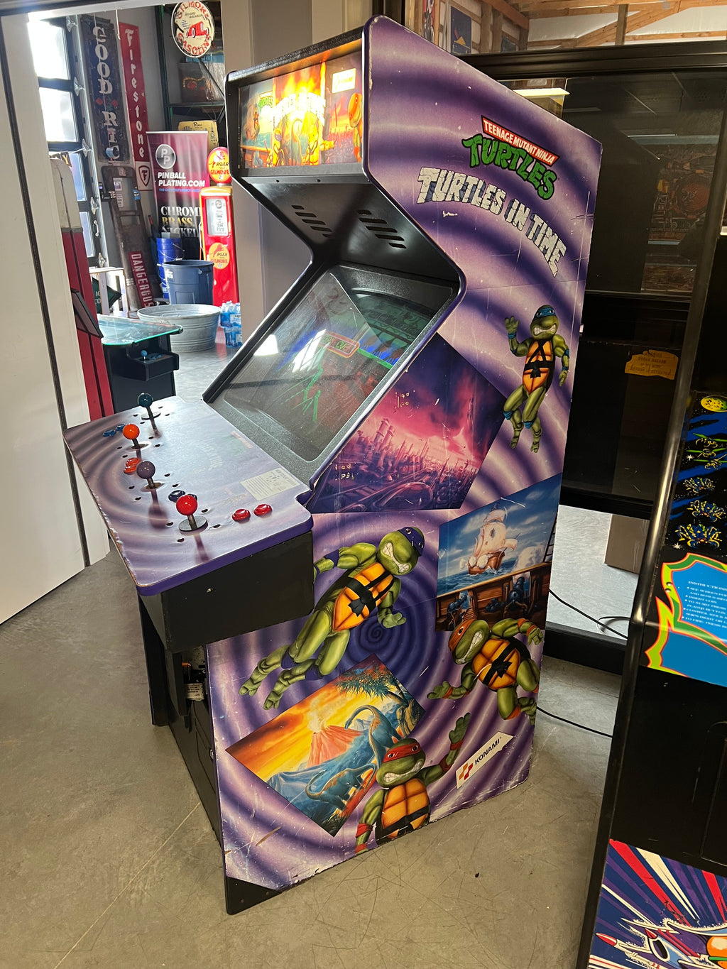 Teenage Mutant Ninja Turtles - TURTLES IN TIME 4 PLAYER Konami Arcade Game! ORIGINAL! Good Looking Arcade Cabinet - TMNT- TNT - Working Great!