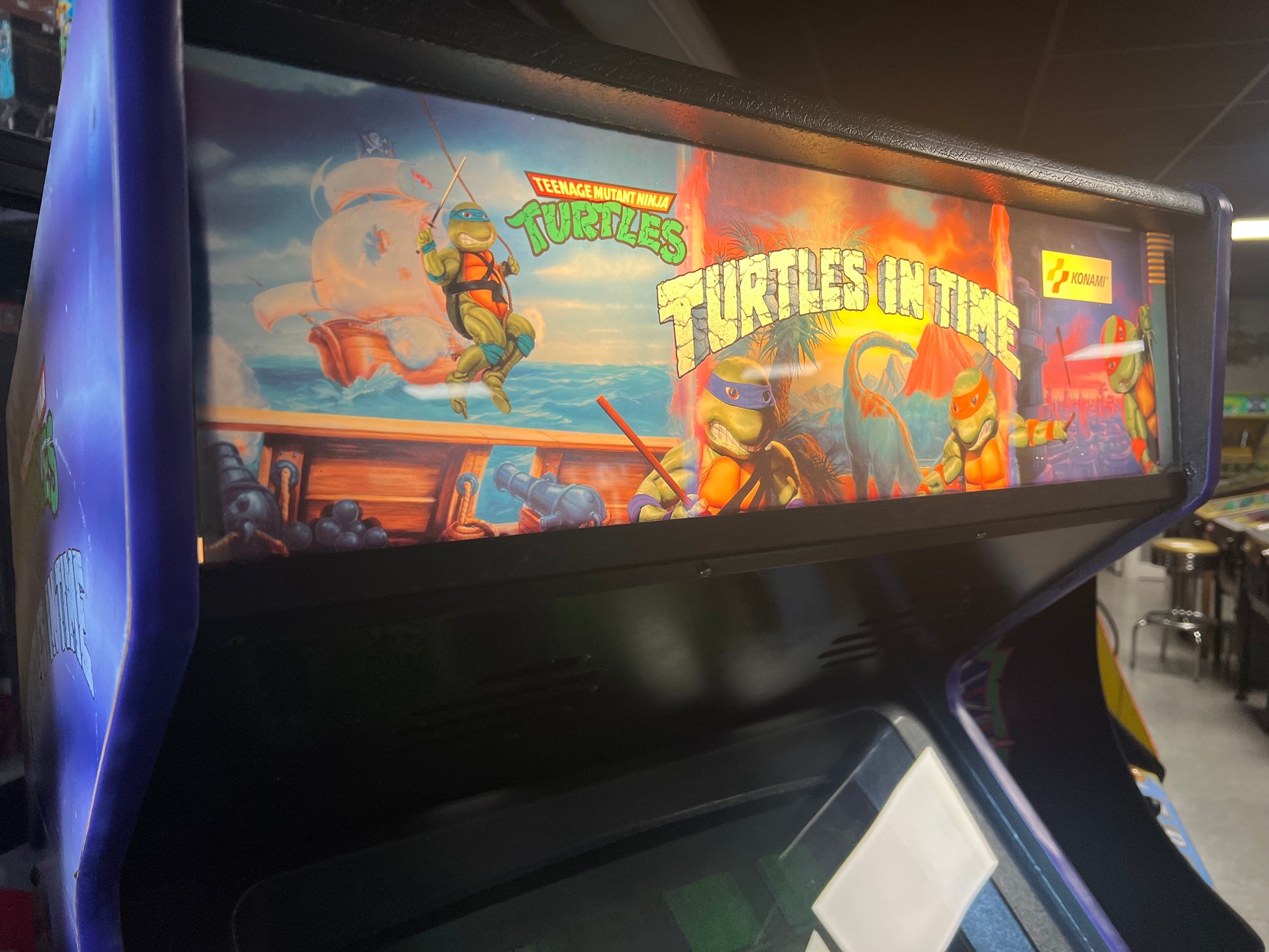 Teenage Mutant Ninja Turtles - TURTLES IN TIME 4 PLAYER Konami Arcade Game! ORIGINAL! Good Looking Arcade Cabinet - TMNT- TNT - Working Great!