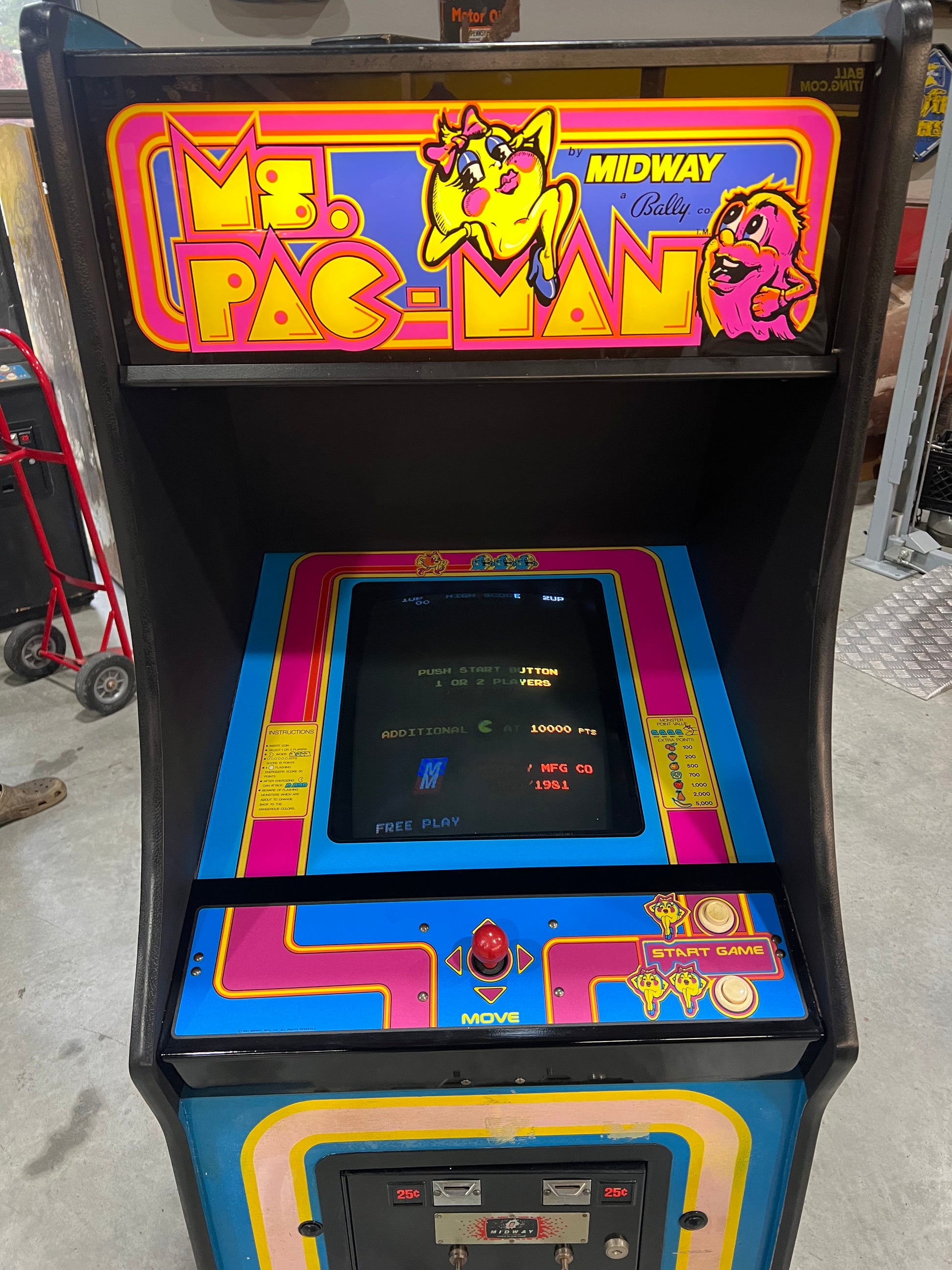 Original Ms Pac-Man Arcade Game Speed Chip - Nice Original Ms PacMan Cabinet - Works 100%