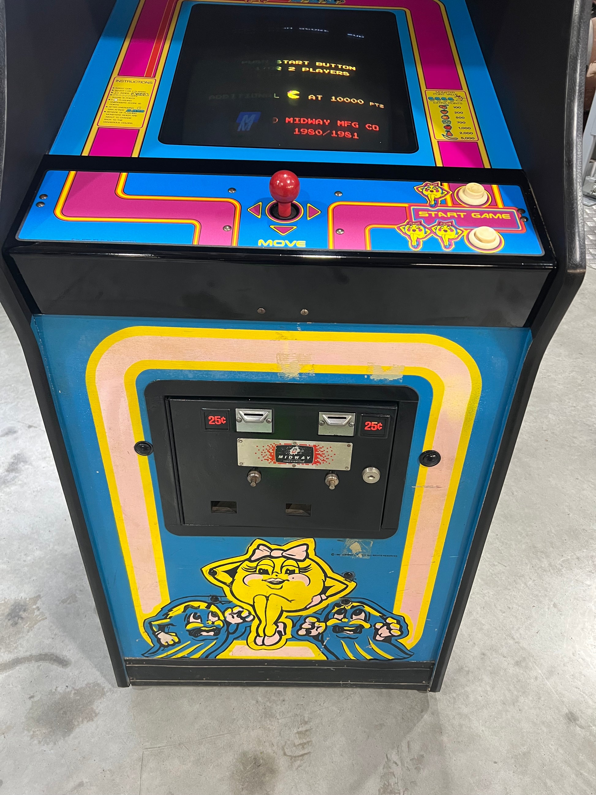 Original Ms Pac-Man Arcade Game Speed Chip - Nice Original Ms PacMan Cabinet - Works 100%